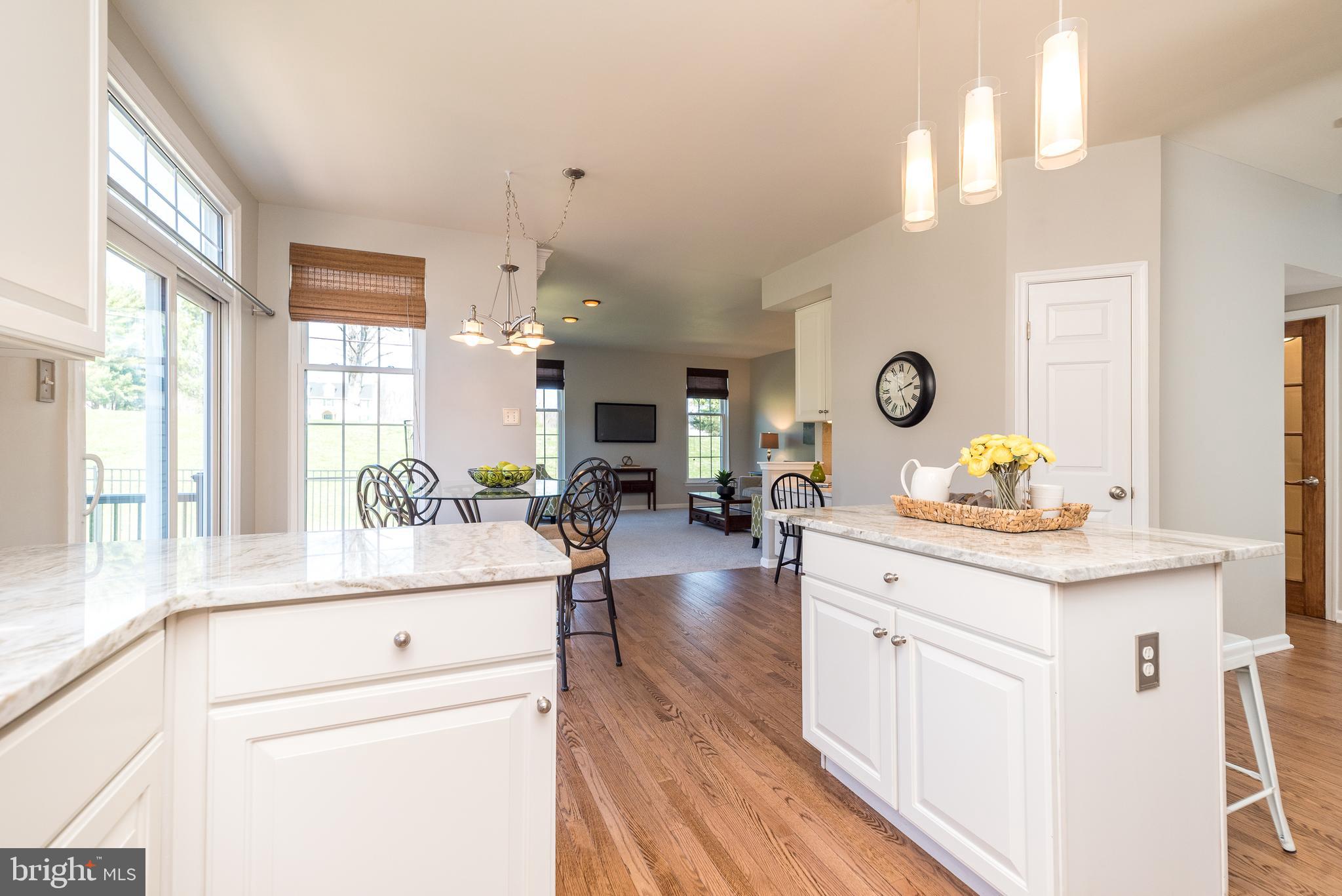 SUMMERMEADOW - Residential