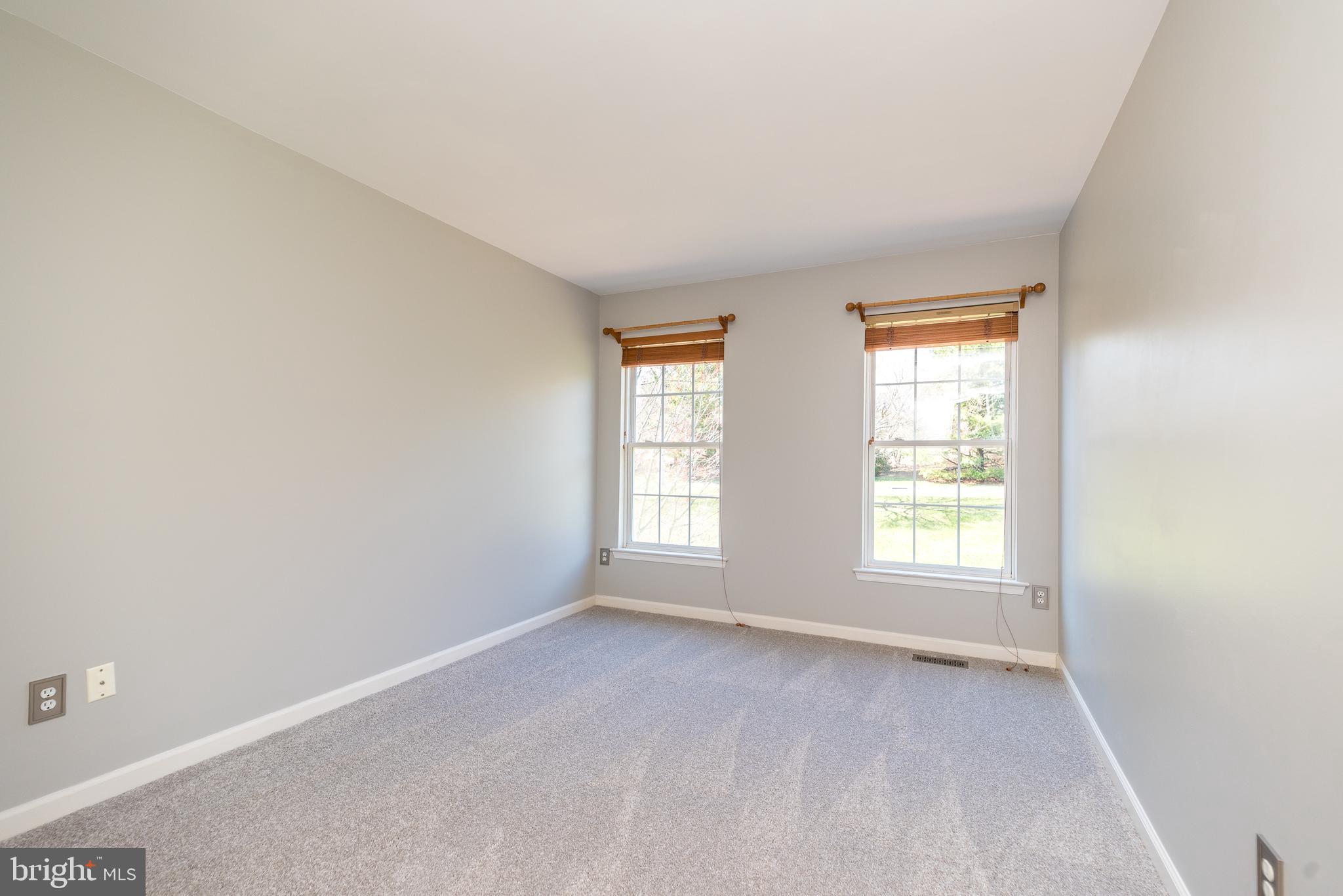 SUMMERMEADOW - Residential