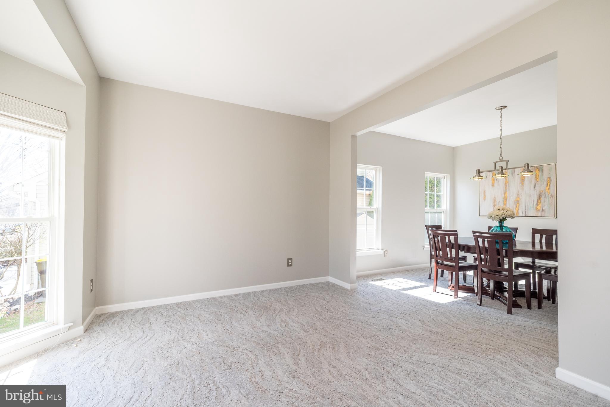 SUMMERMEADOW - Residential