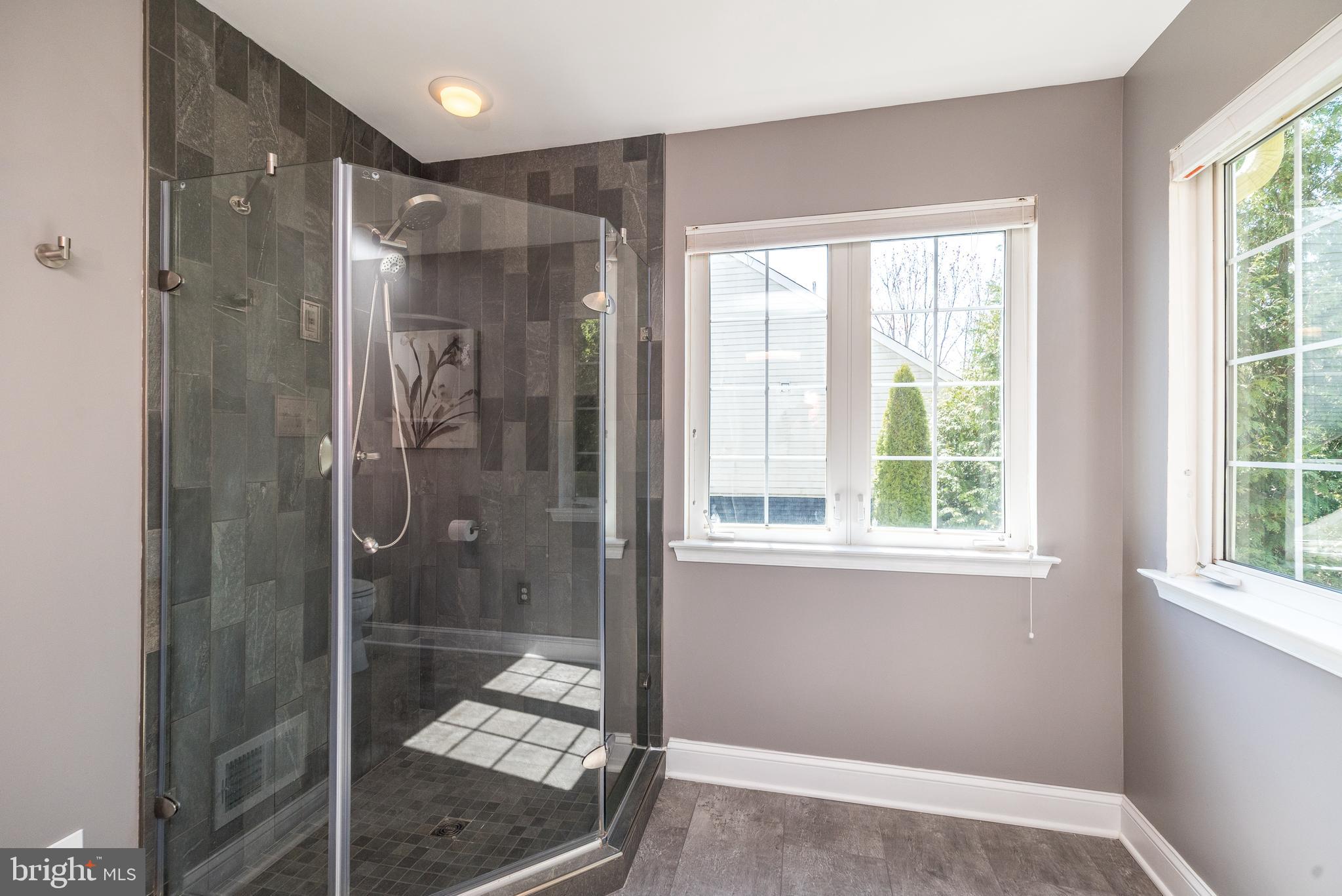 SUMMERMEADOW - Residential