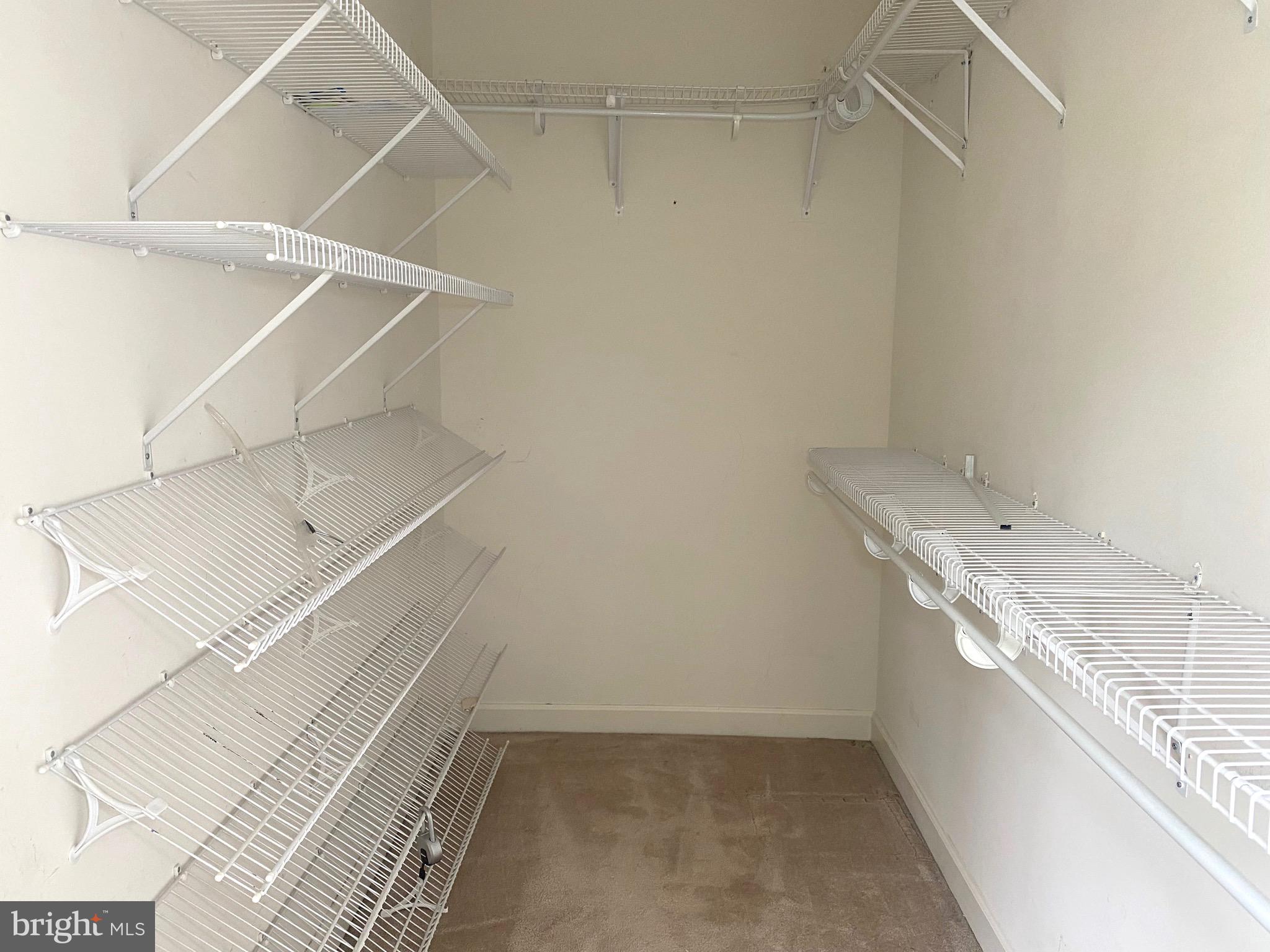 SUMNER GROVE - Residential