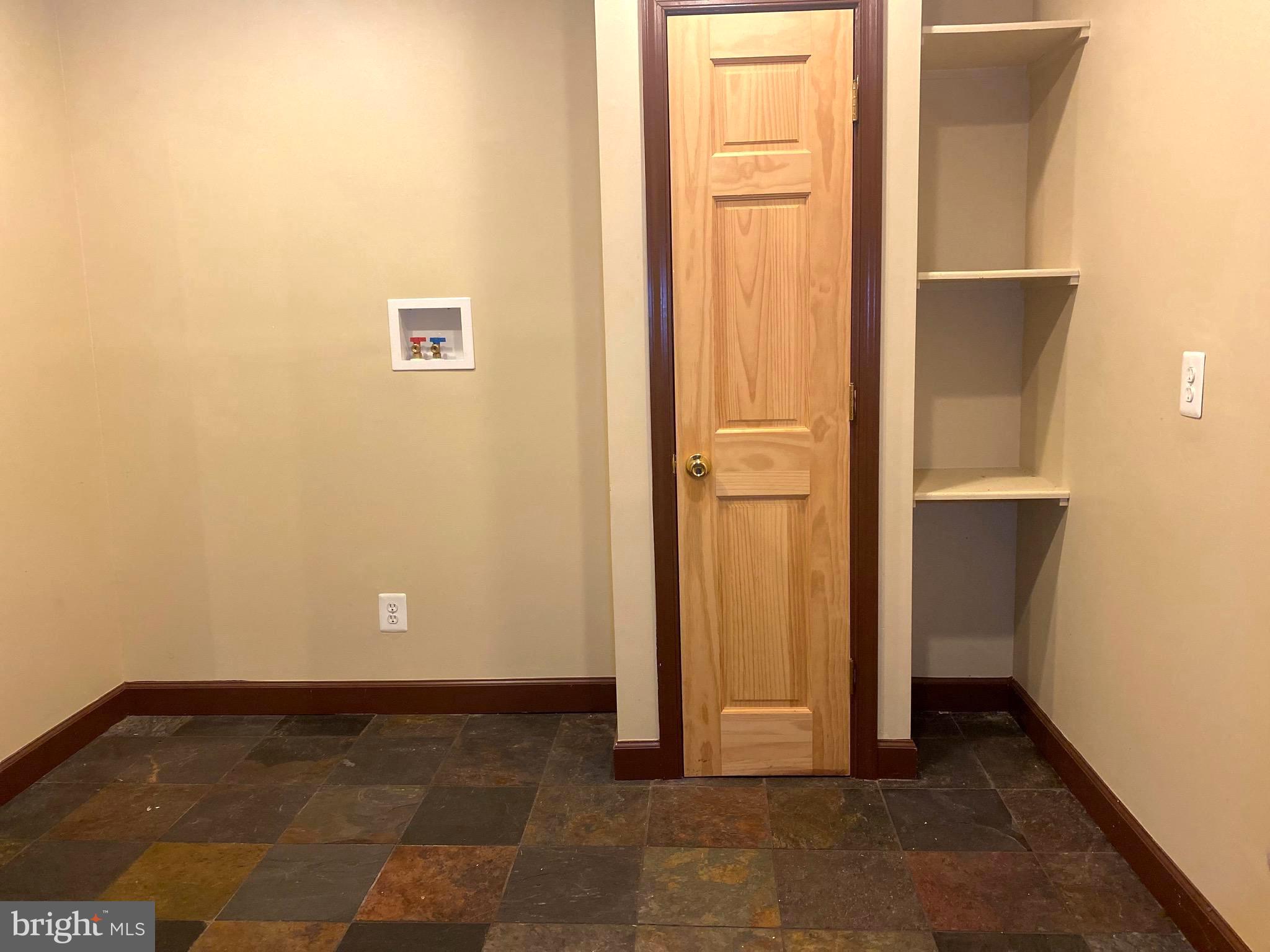 SUMNER GROVE - Residential