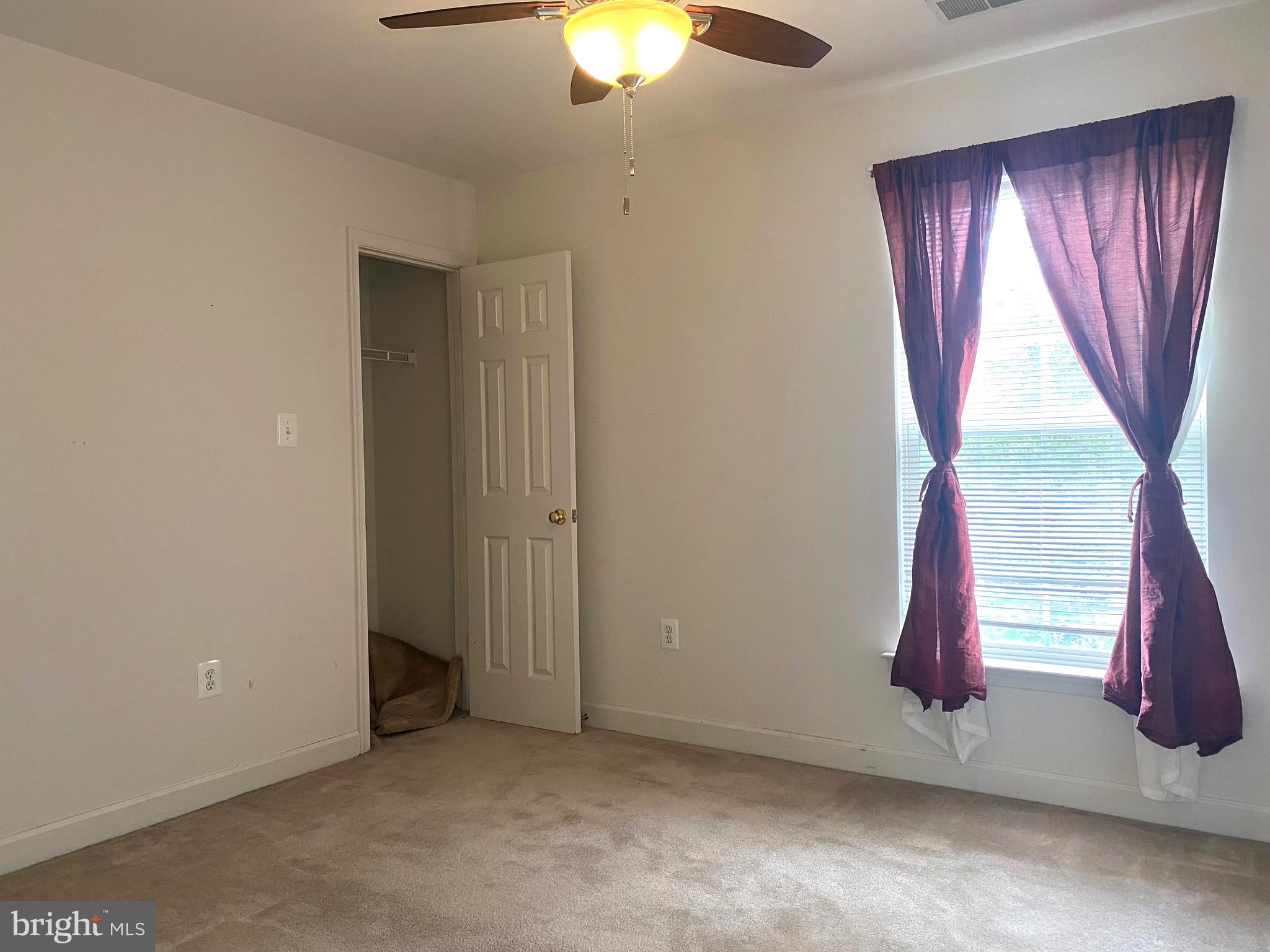 SUMNER GROVE - Residential