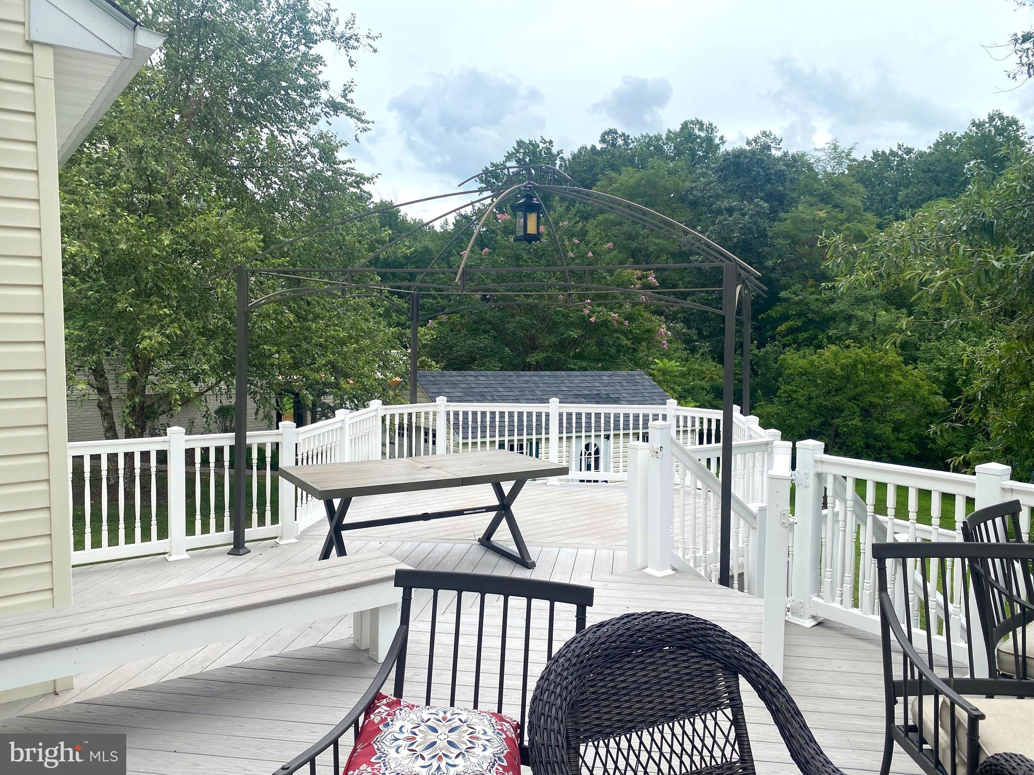 SUMNER GROVE - Residential