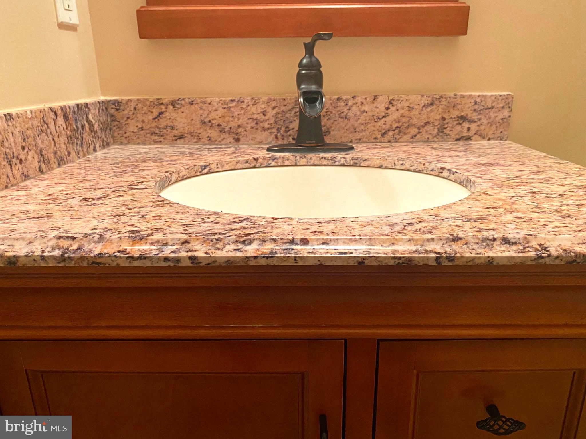 SUMNER GROVE - Residential