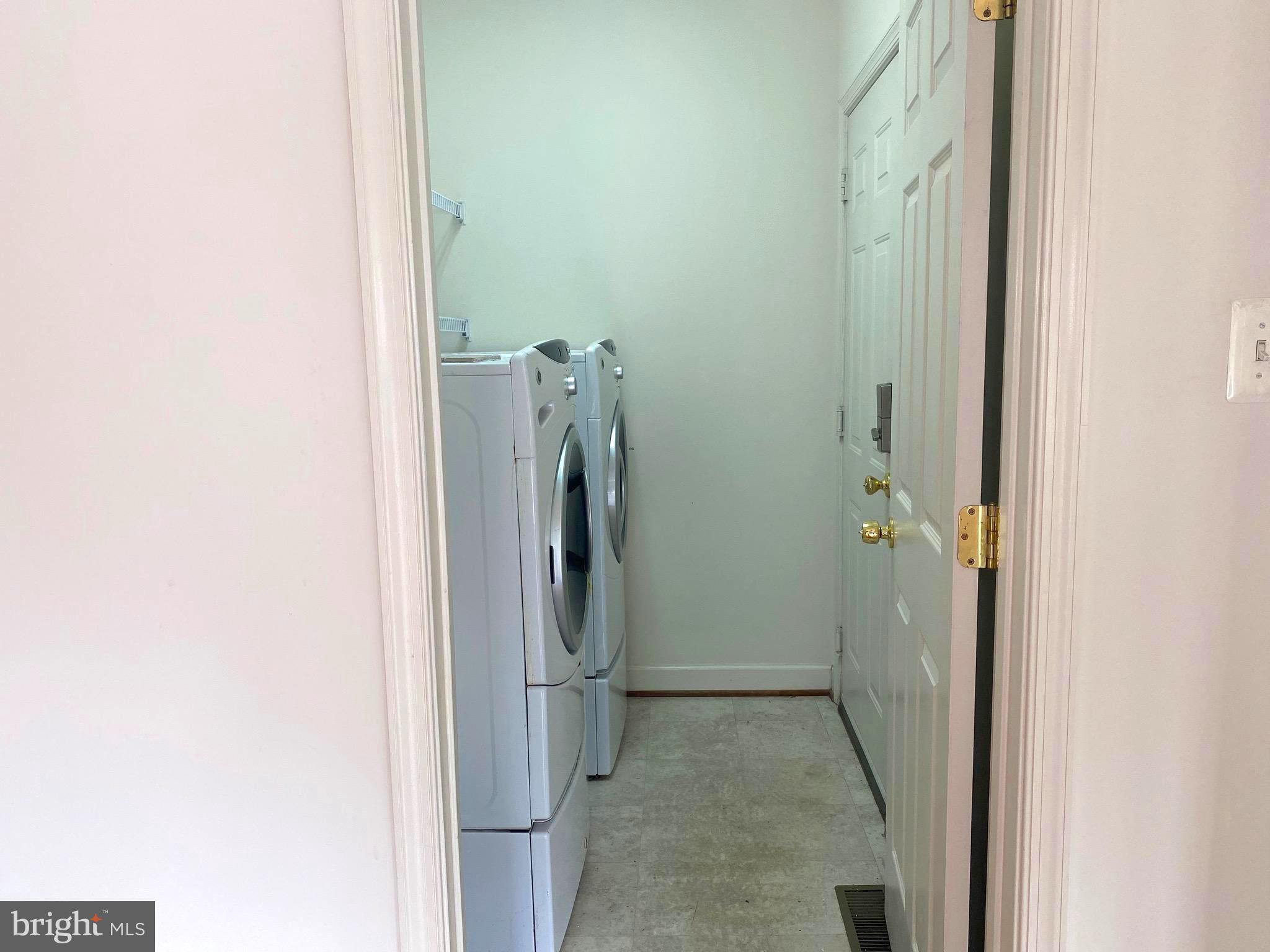 SUMNER GROVE - Residential