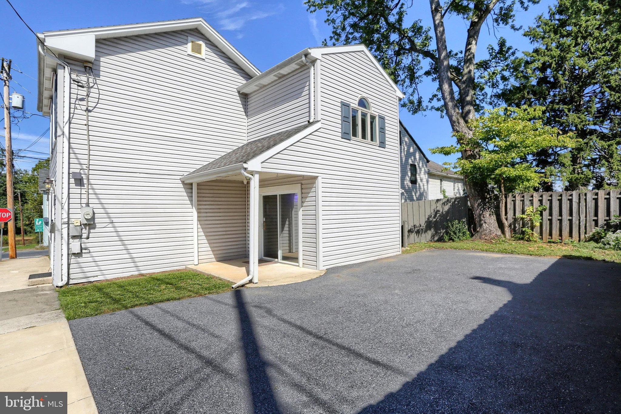 35 N ROSANNA STREET
