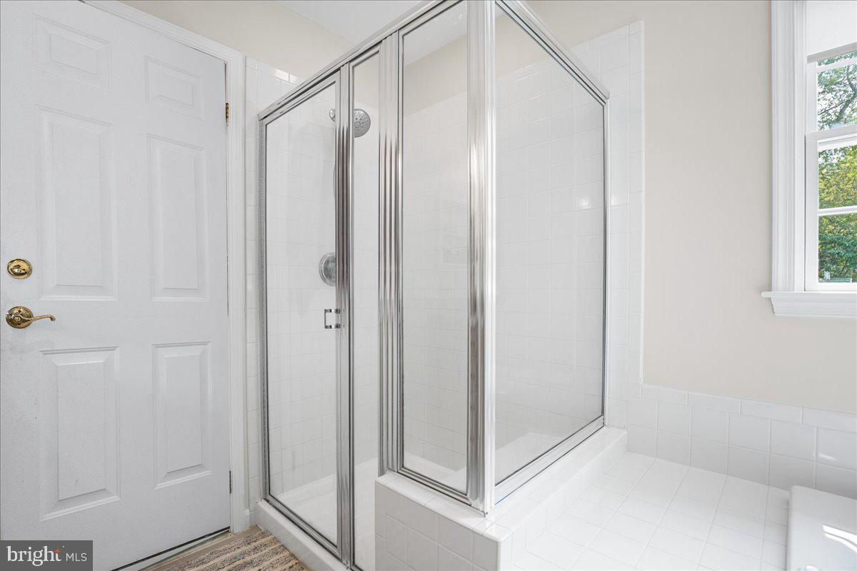 LOVING FARM - Residential