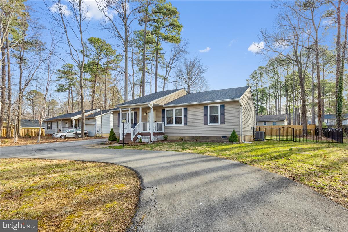 CHESAPEAKE RANCH ESTATES - Residential Lease