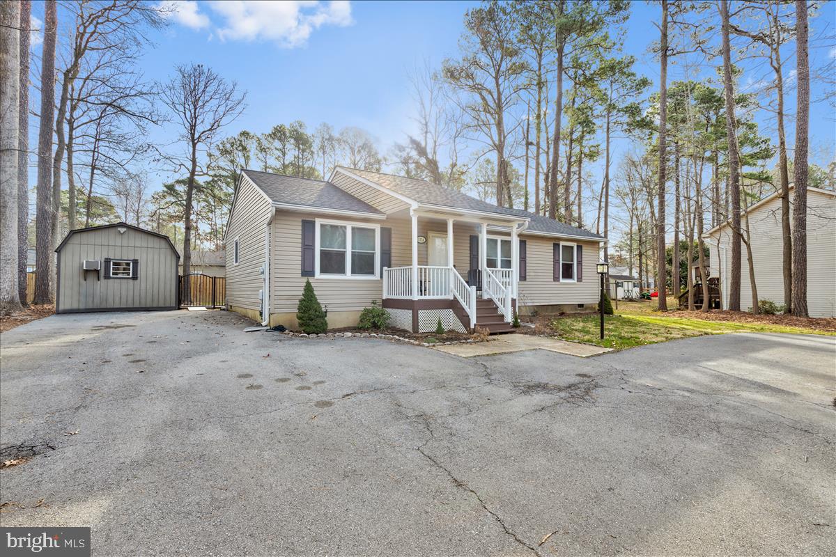 CHESAPEAKE RANCH ESTATES - Residential Lease