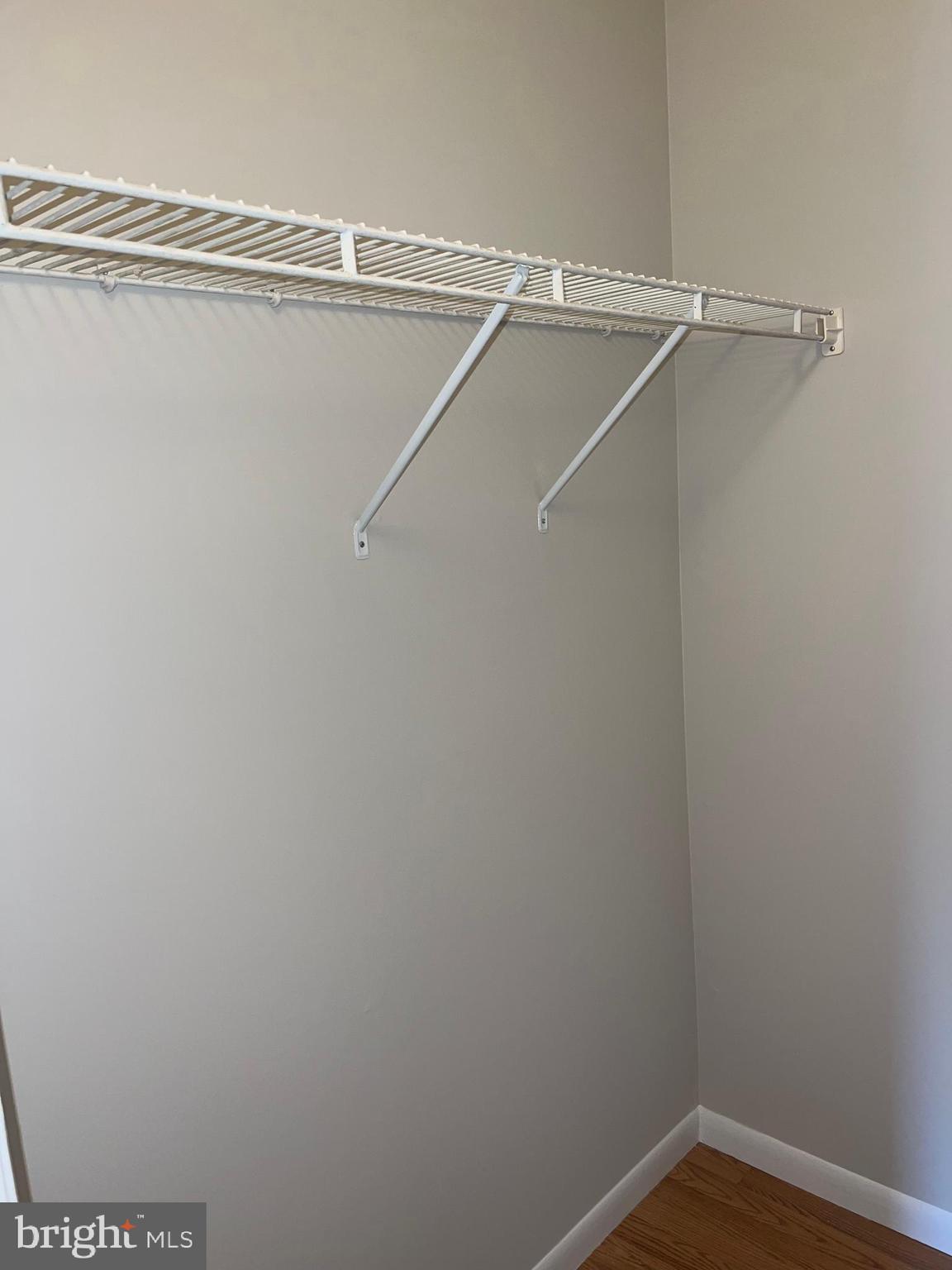 ROSSMOOR MUTUAL #19B - Residential Lease