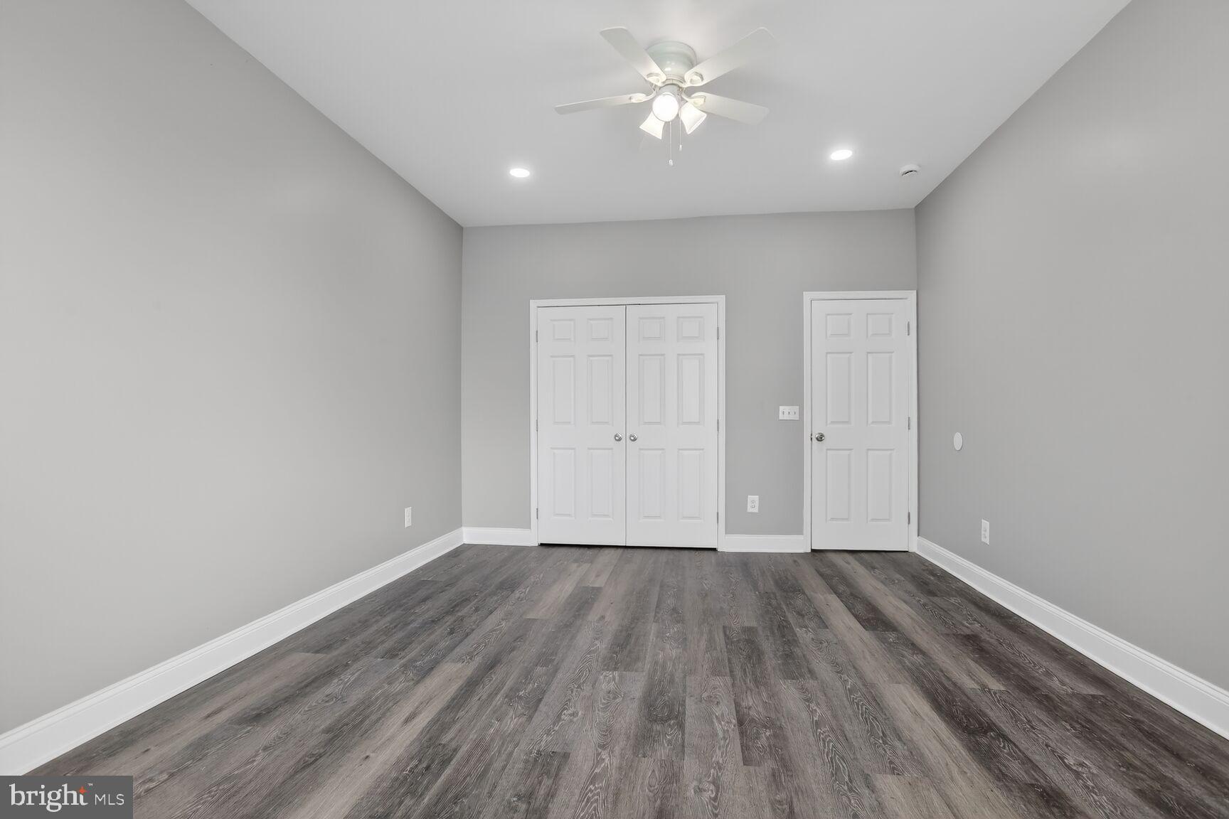 CLIFTON - Residential