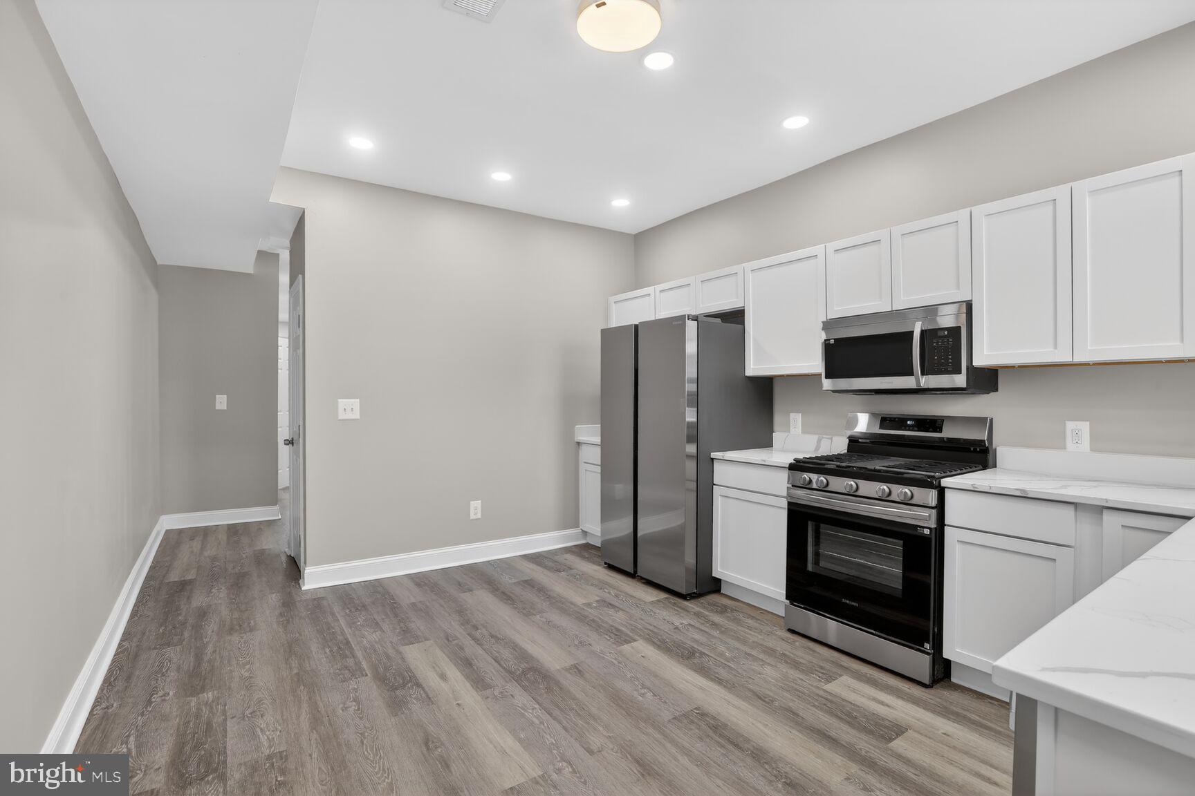 CLIFTON - Residential