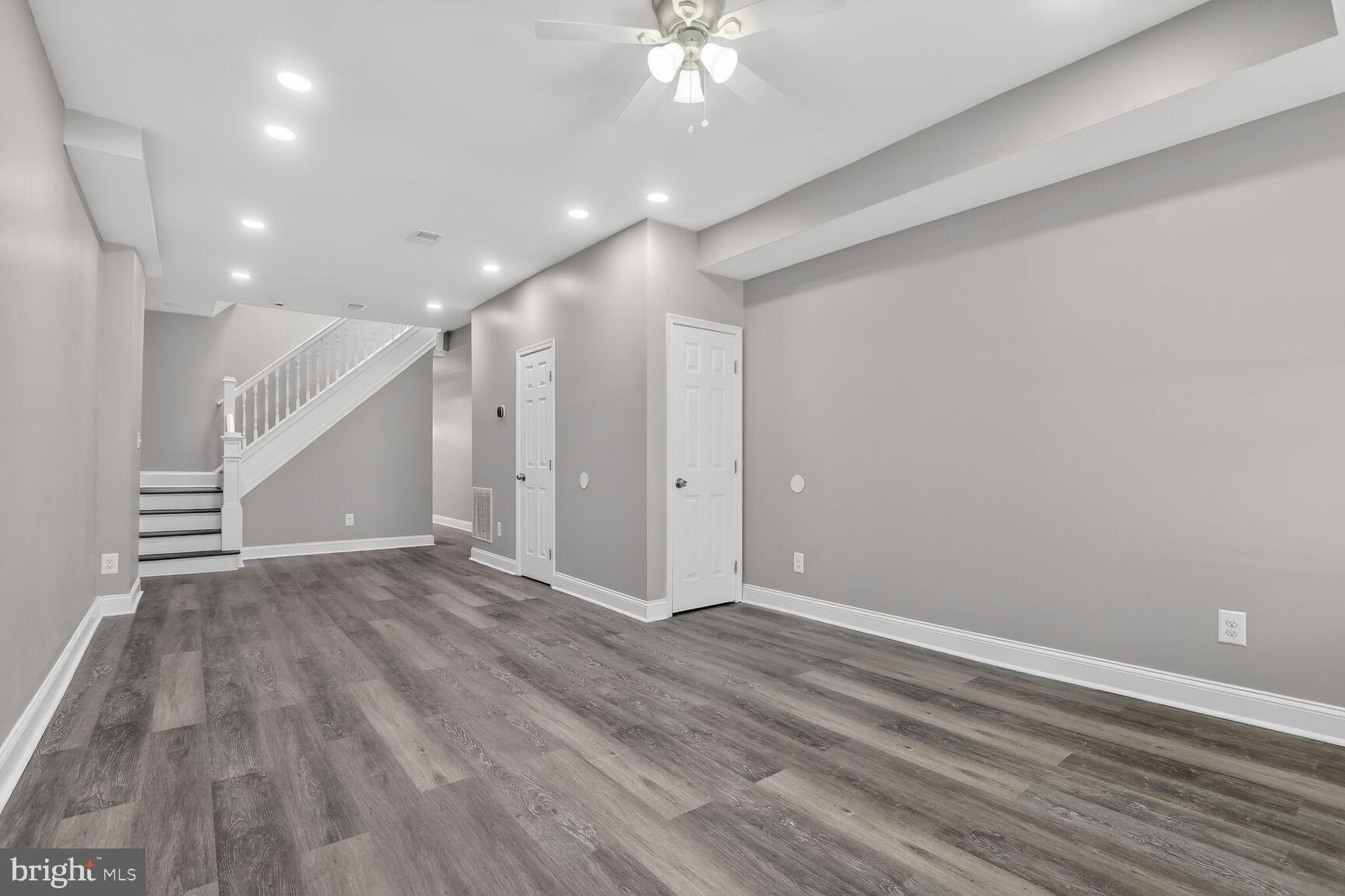 CLIFTON - Residential