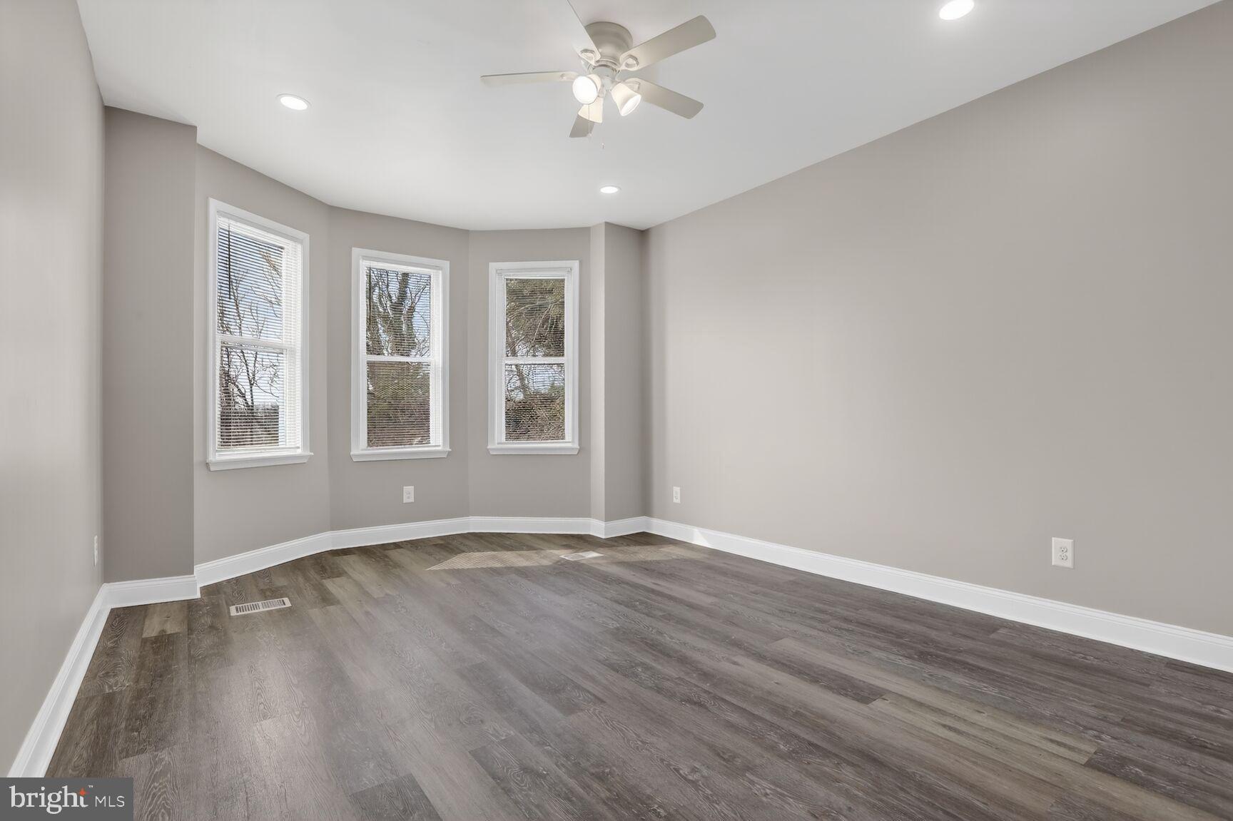 CLIFTON - Residential