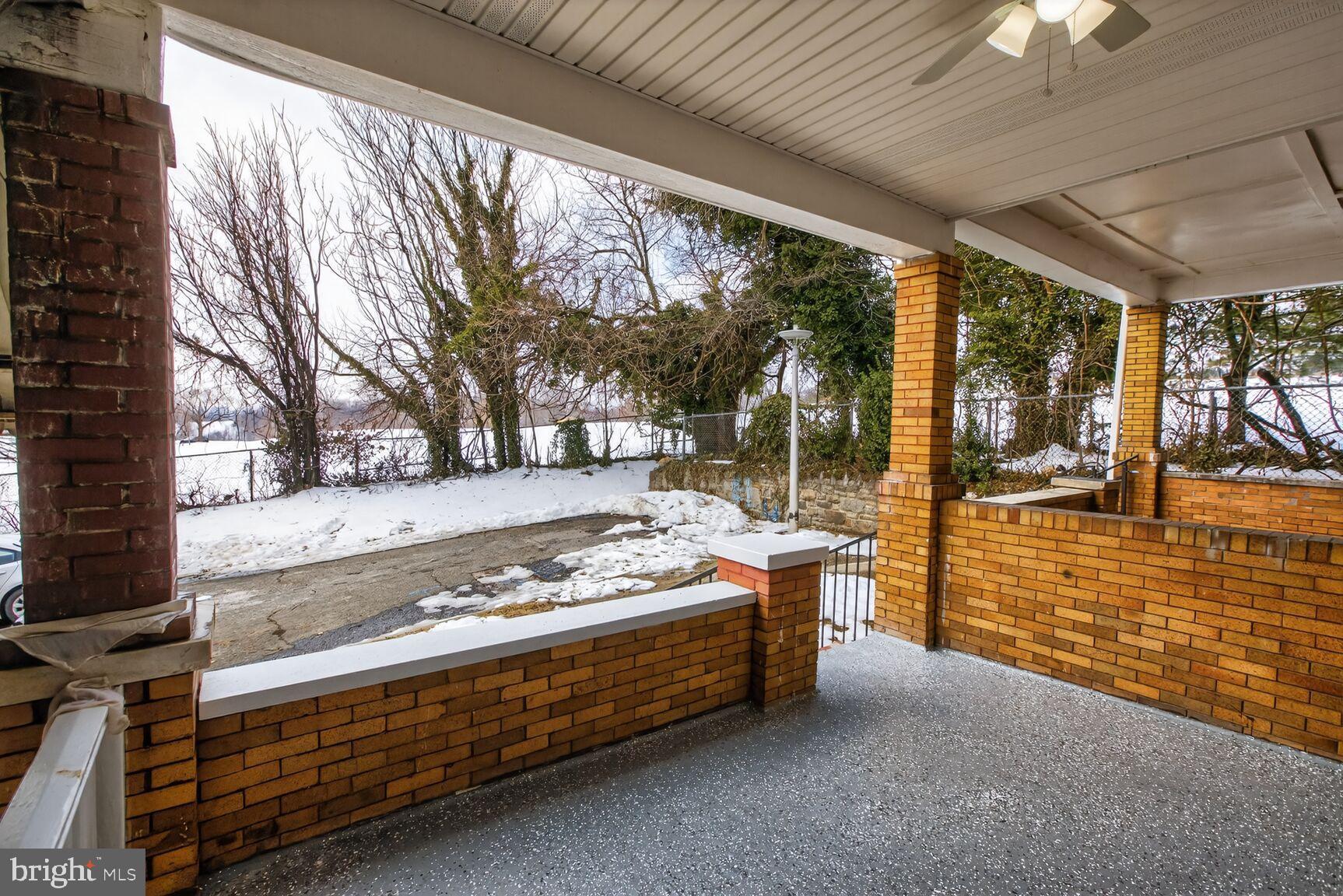 CLIFTON - Residential