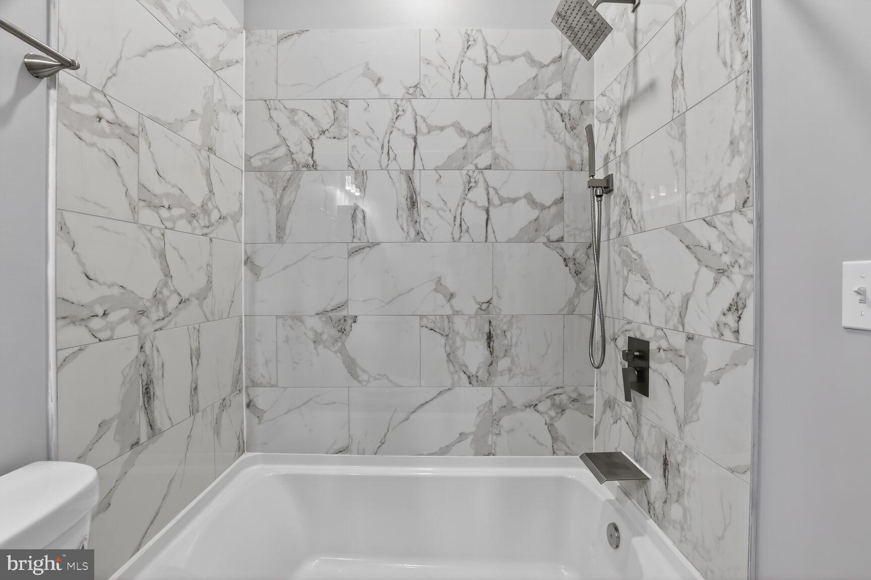 CLIFTON - Residential