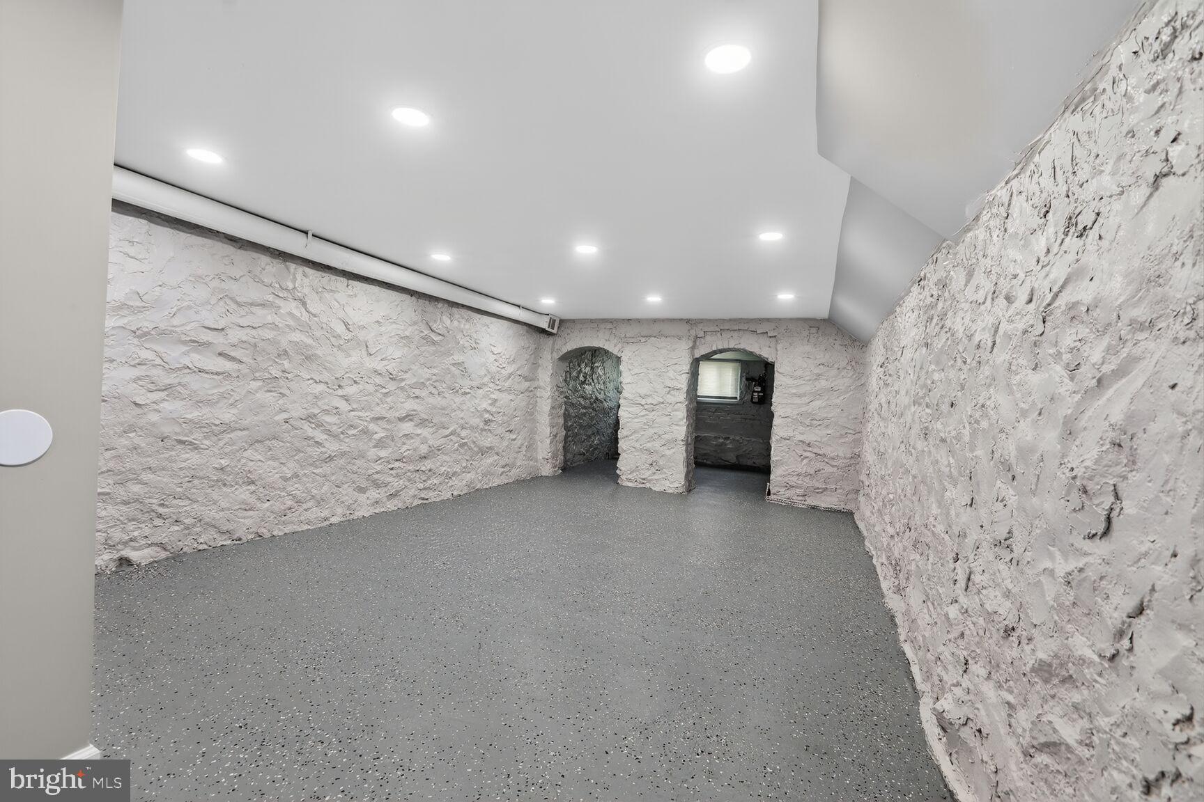 CLIFTON - Residential