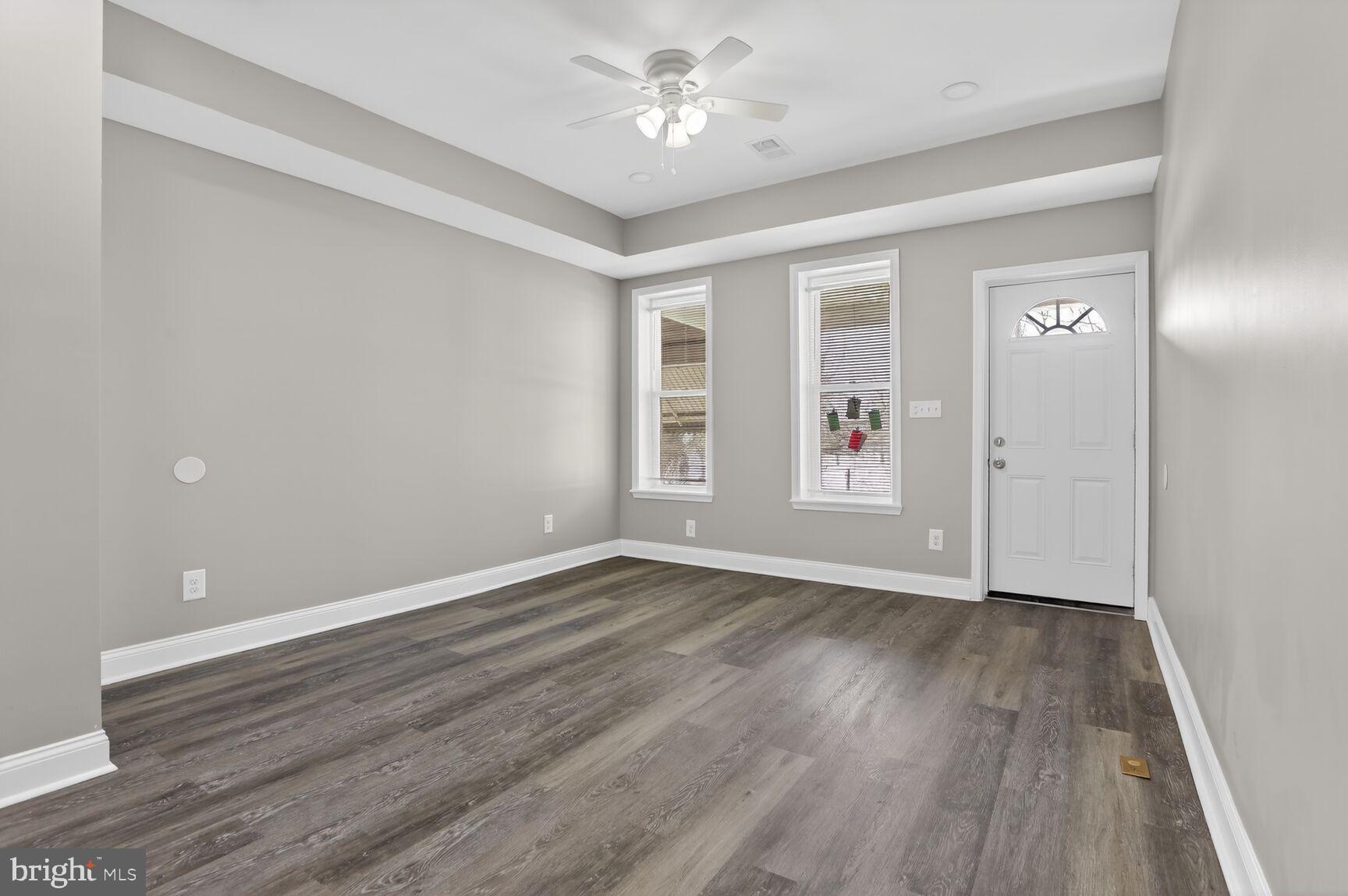 CLIFTON - Residential