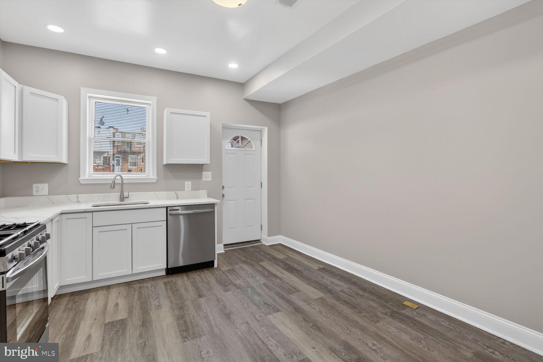 CLIFTON - Residential