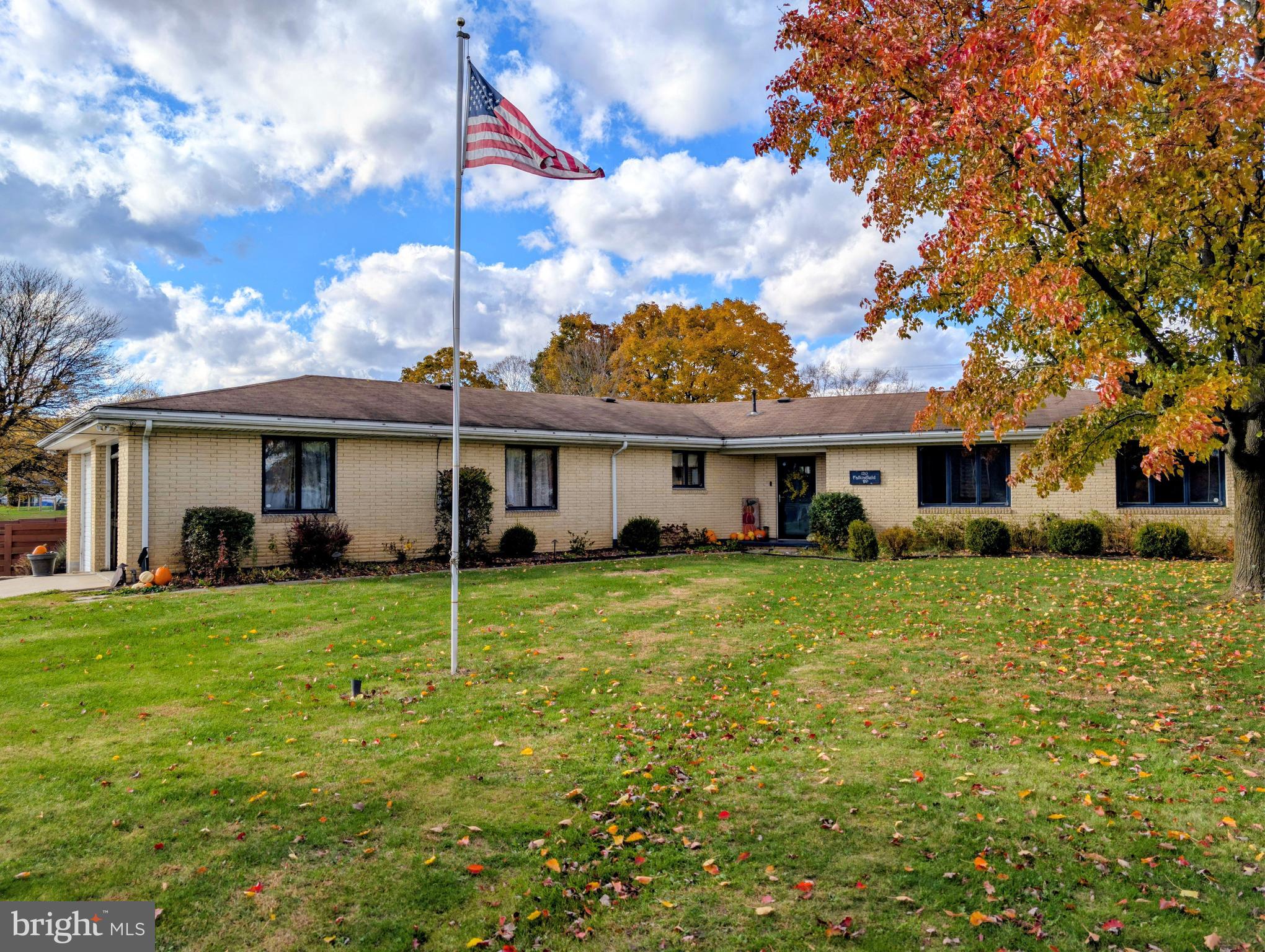 PLEASANTVILLE AREA - Residential