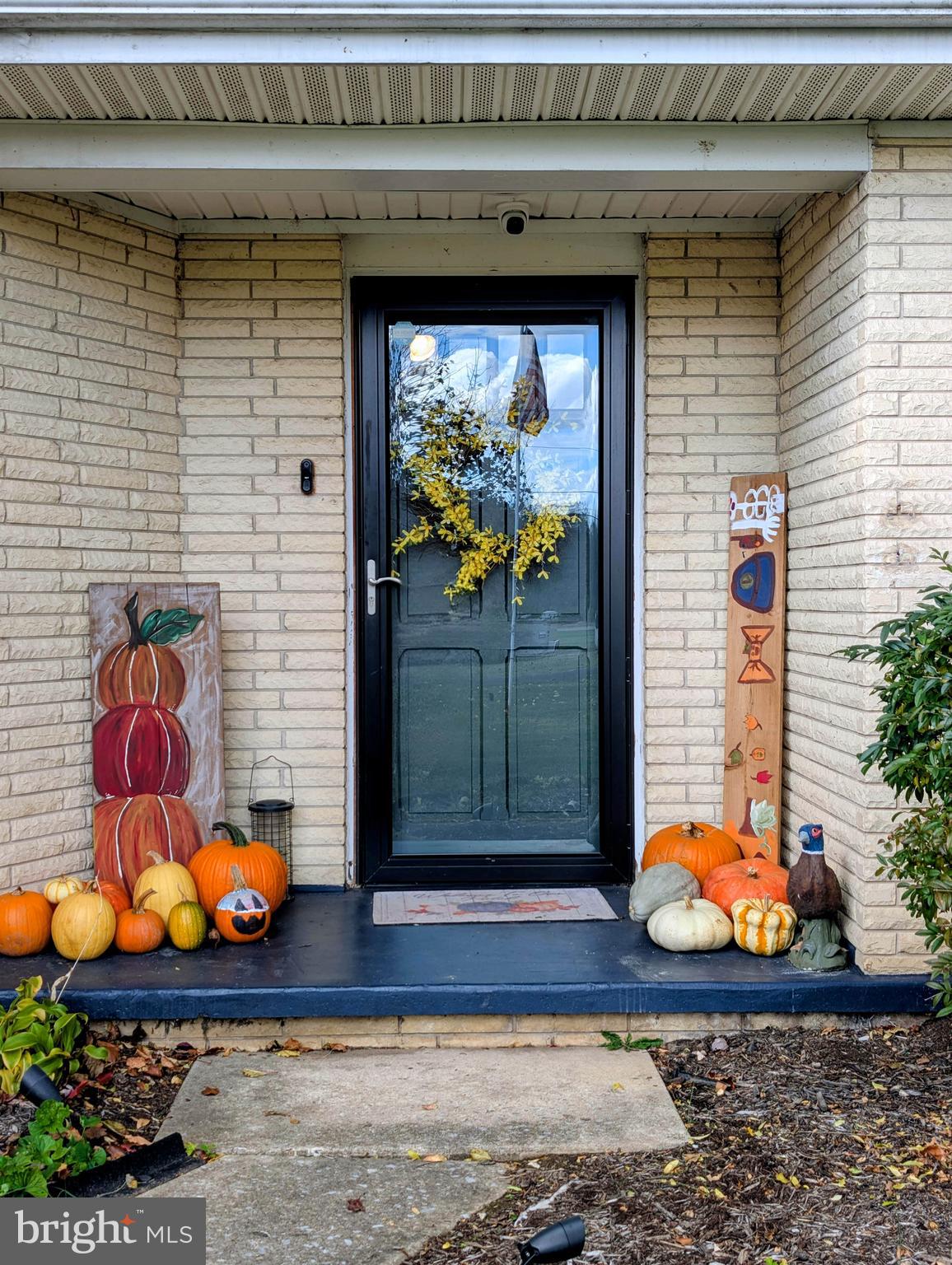 PLEASANTVILLE AREA - Residential