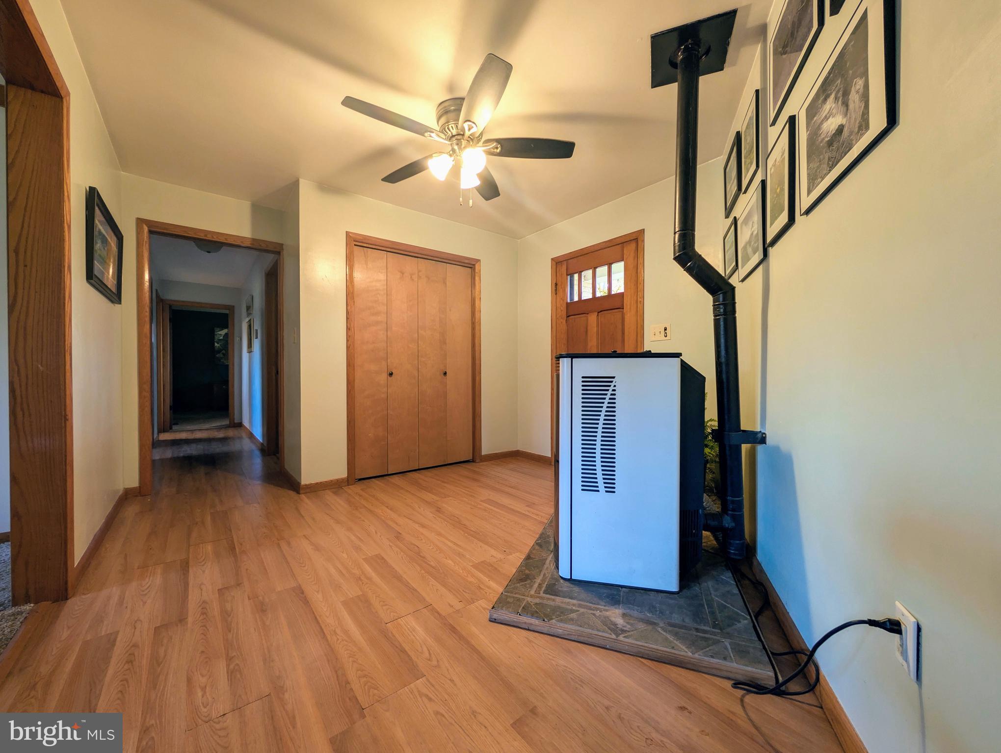 PLEASANTVILLE AREA - Residential