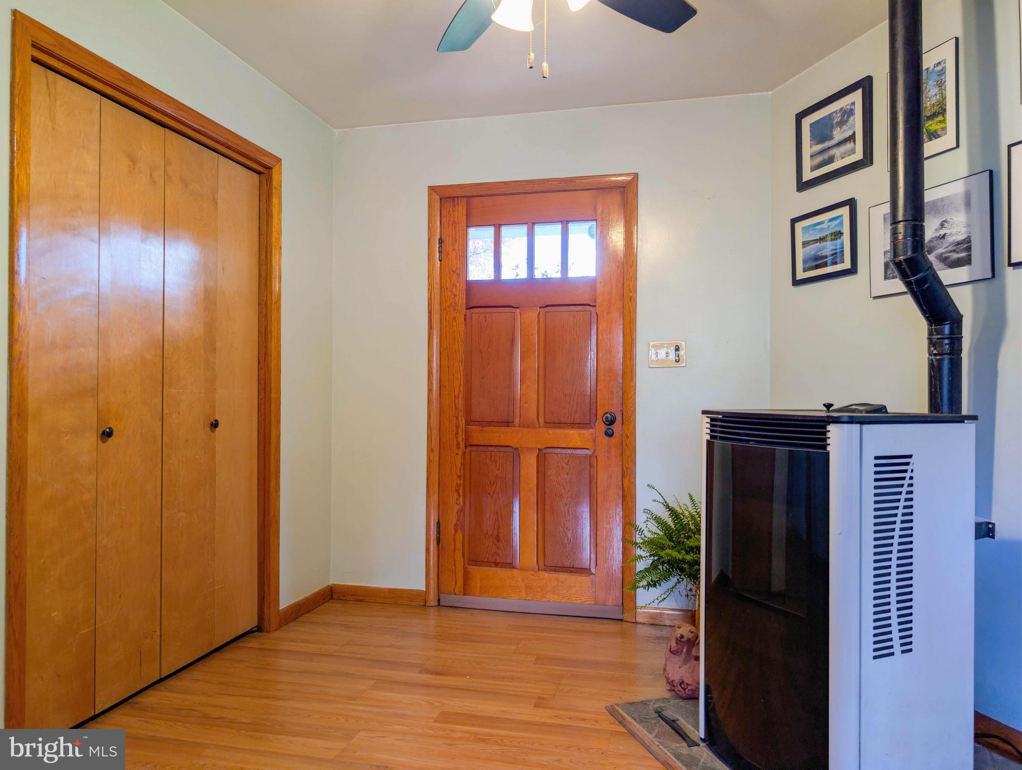 PLEASANTVILLE AREA - Residential