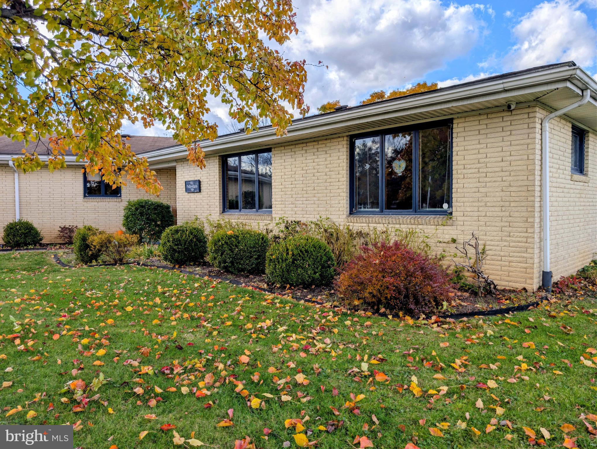 PLEASANTVILLE AREA - Residential