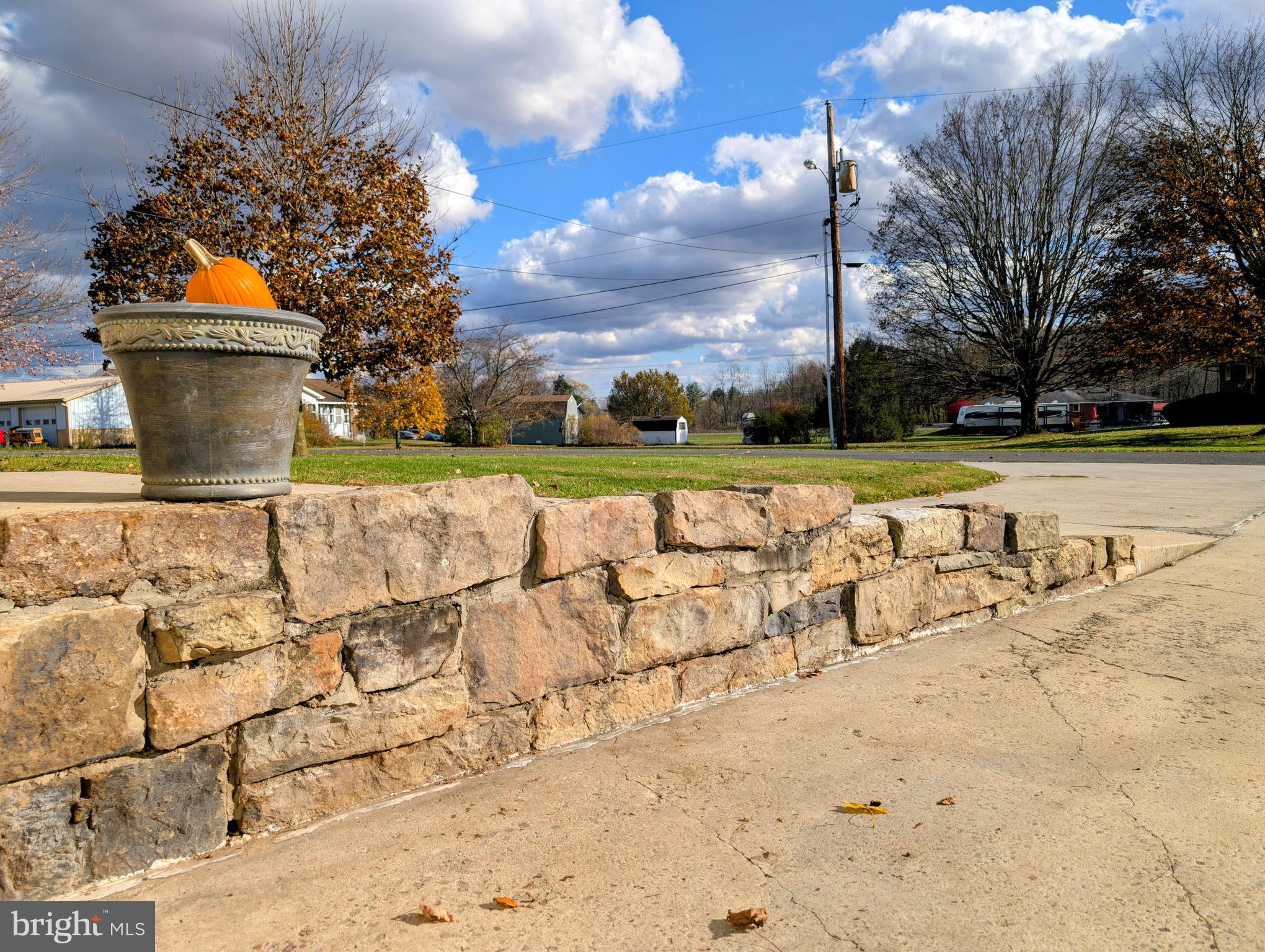 PLEASANTVILLE AREA - Residential