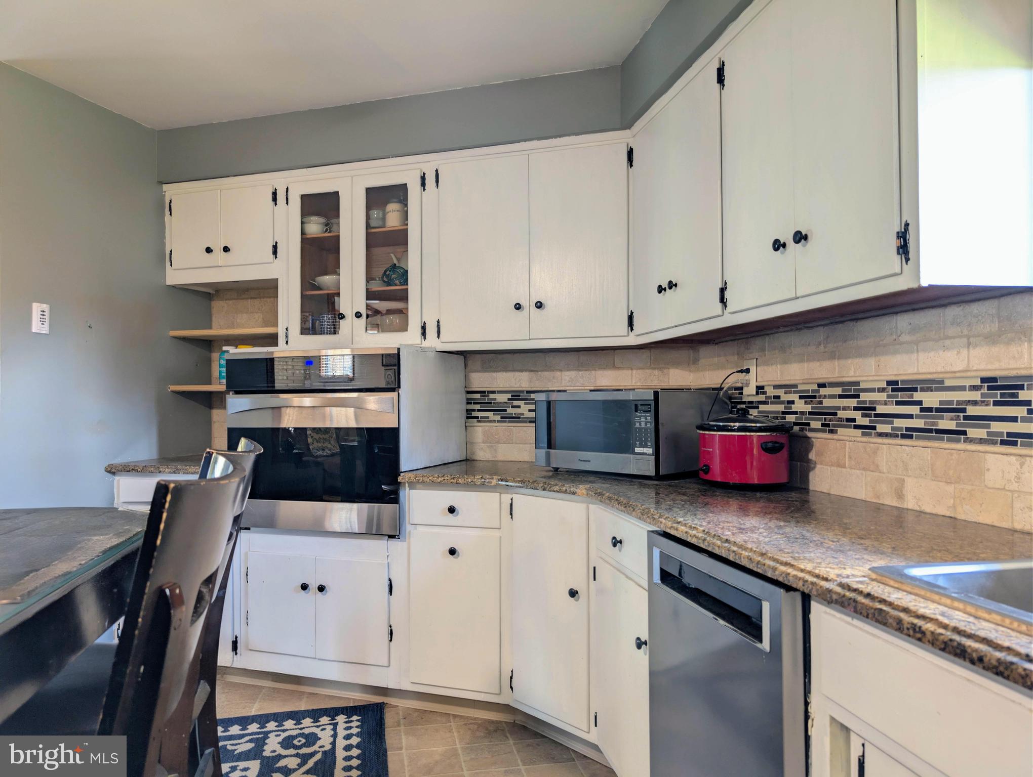 PLEASANTVILLE AREA - Residential