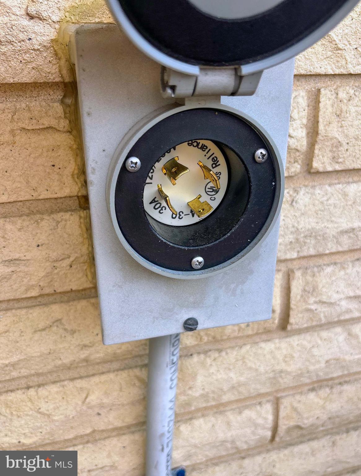 PLEASANTVILLE AREA - Residential