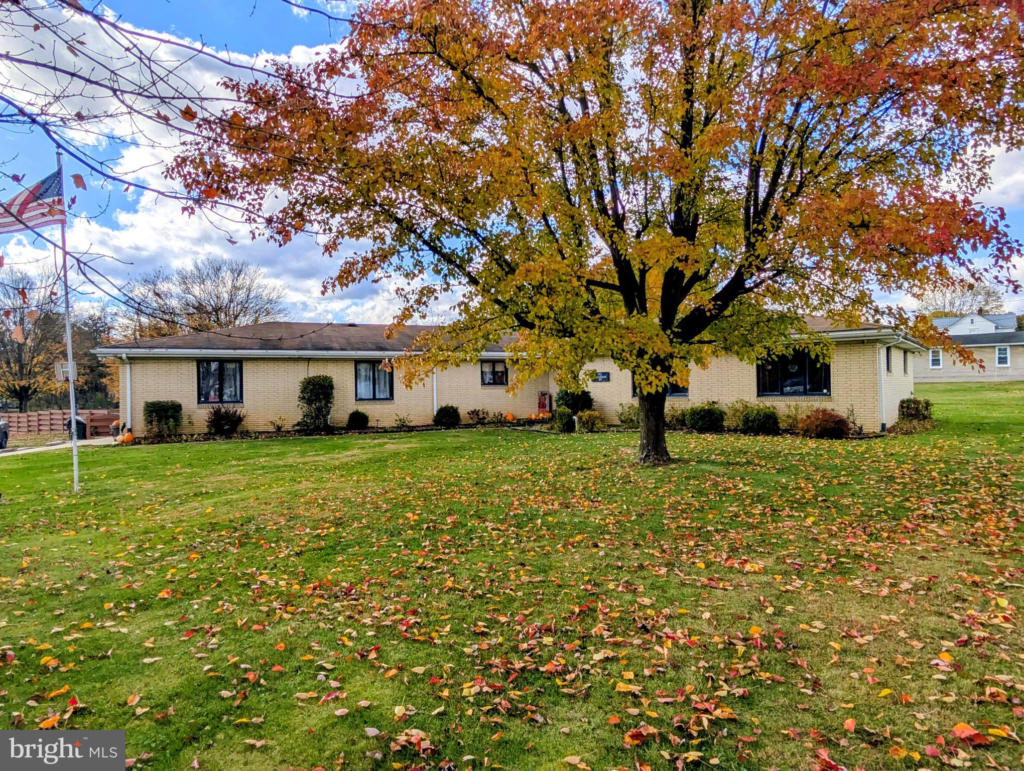 PLEASANTVILLE AREA - Residential