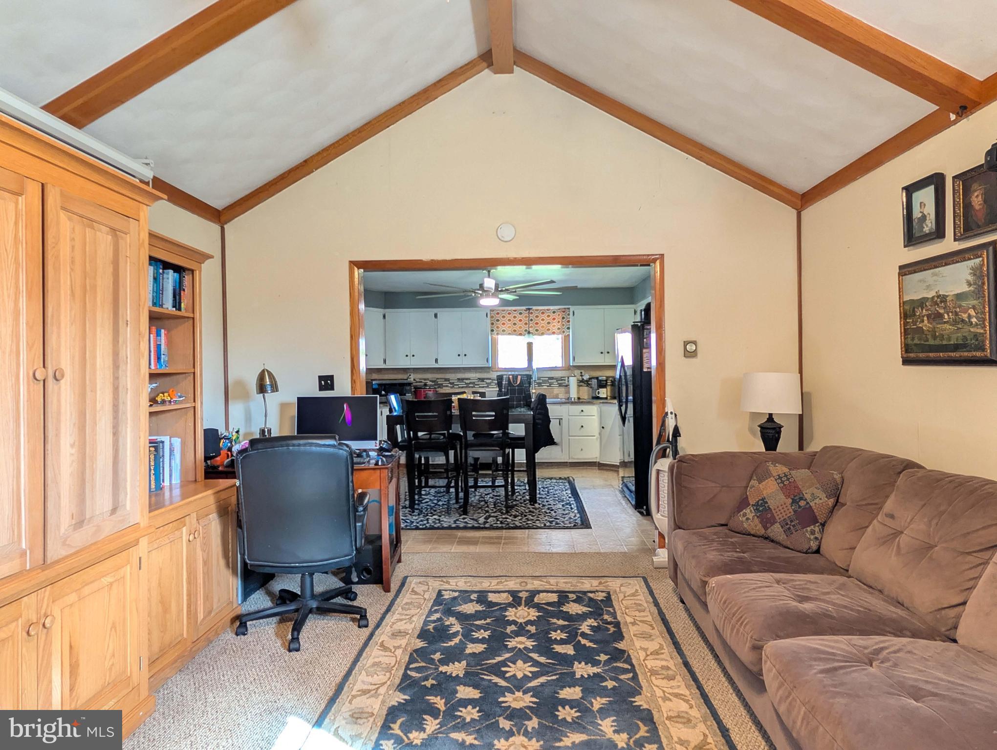 PLEASANTVILLE AREA - Residential