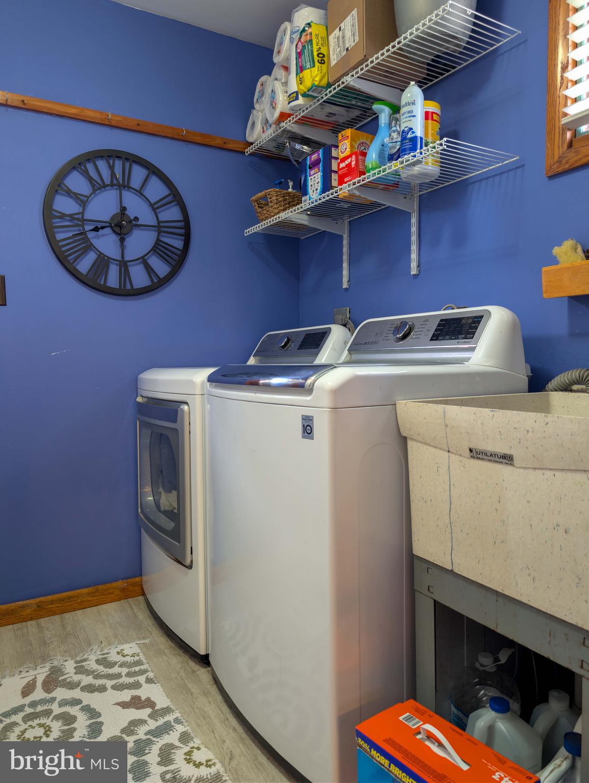 PLEASANTVILLE AREA - Residential