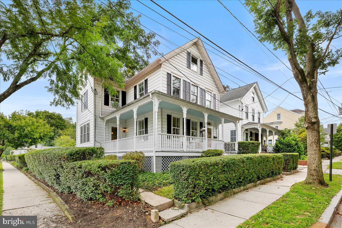 45 CHESTNUT ST STREET