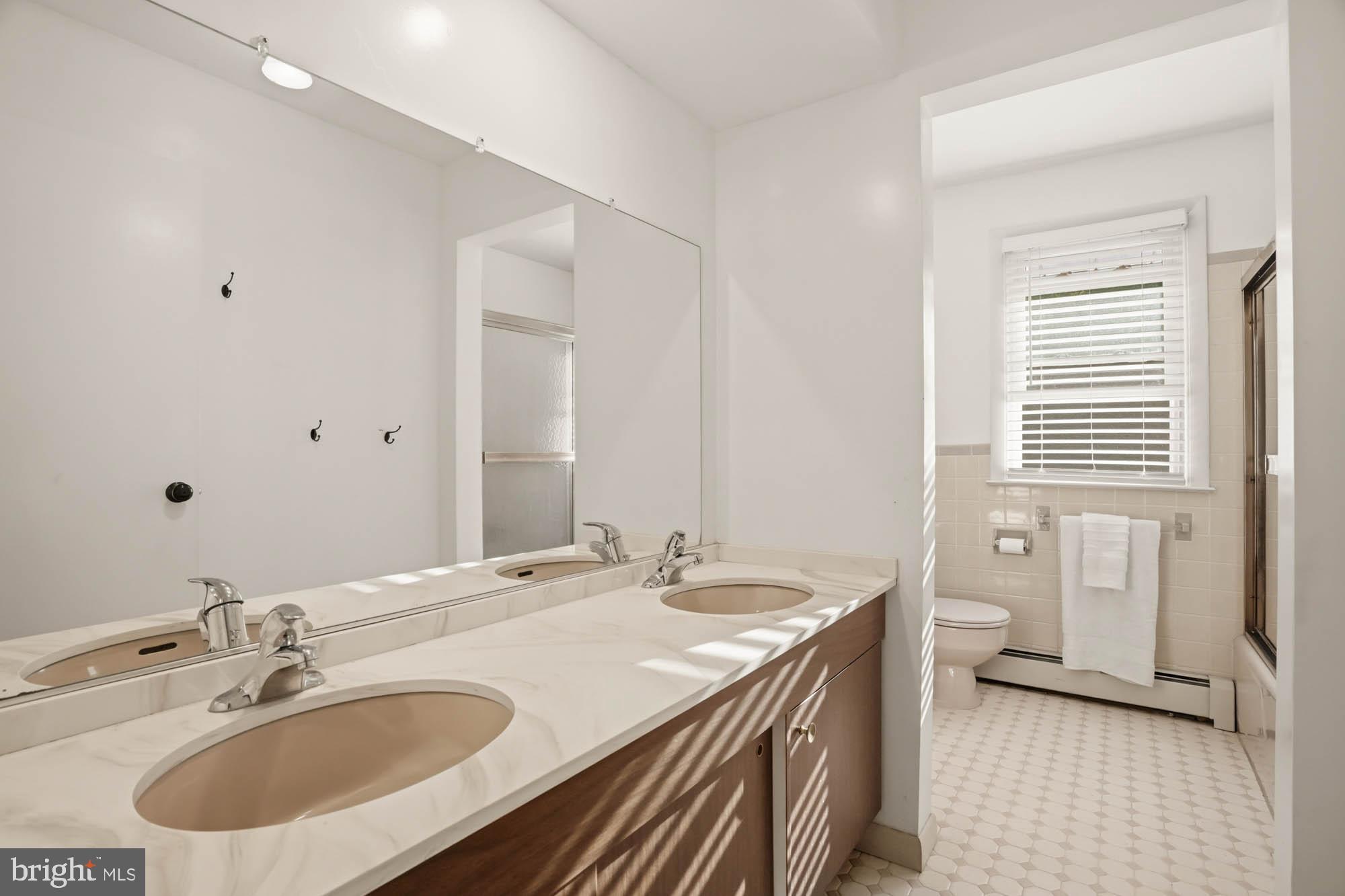 EVERGREEN VALLEY ESTATES - Residential