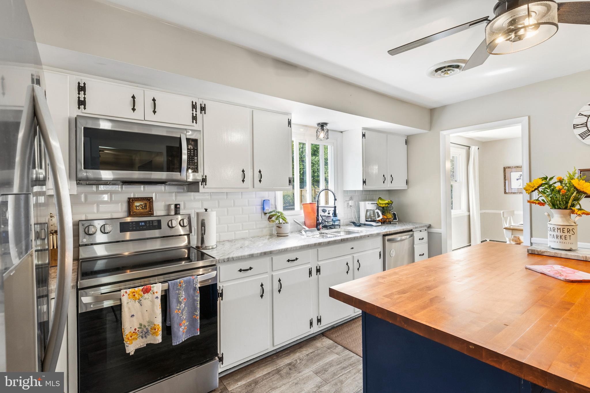 EVERGREEN VALLEY ESTATES - Residential