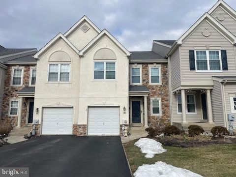 403 SILVER OAK COURT WARWICK PA 18974