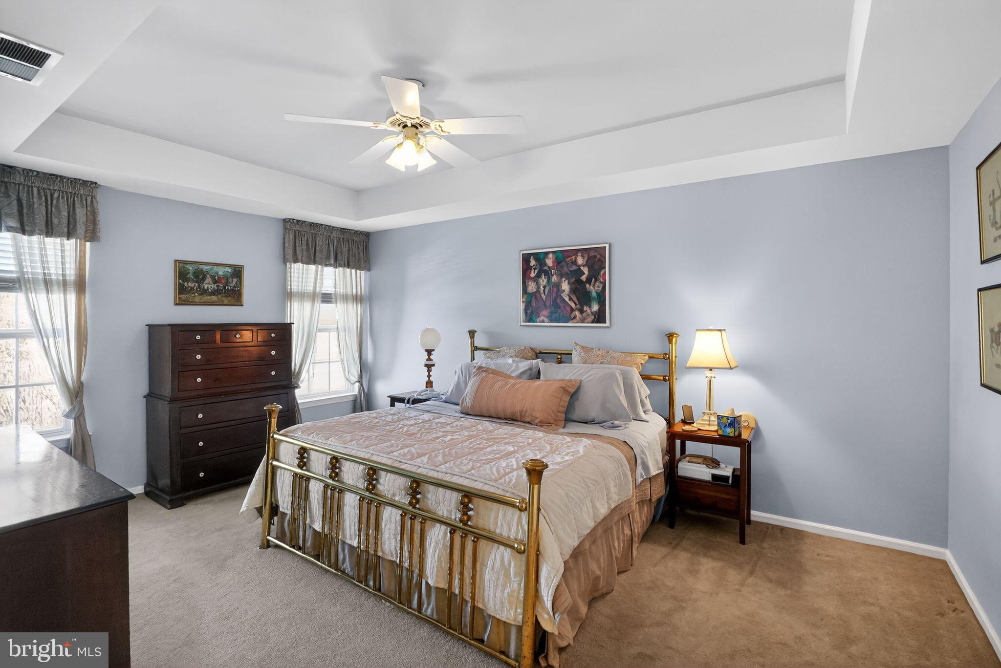 COUNTRY CROSSING - Residential