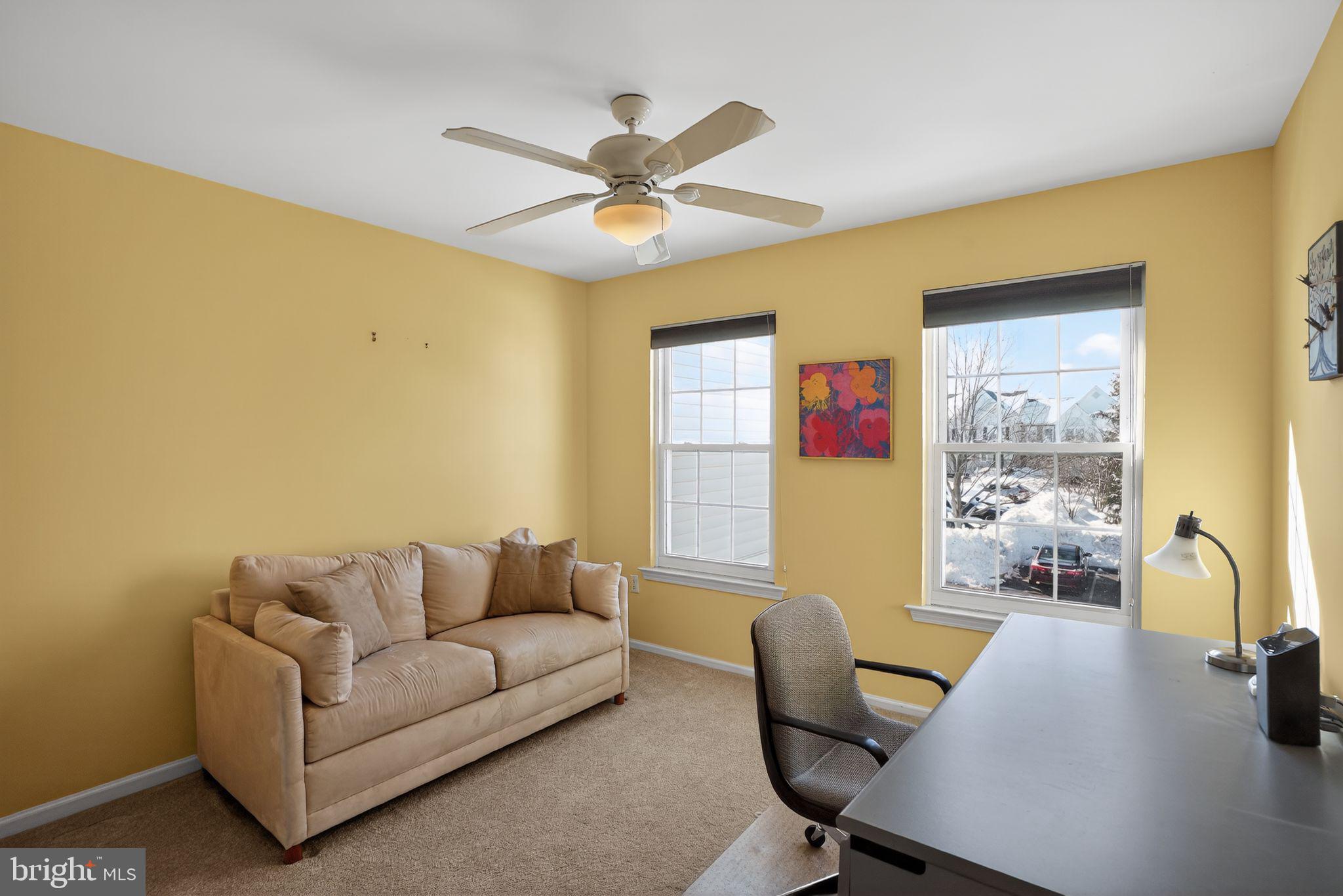 COUNTRY CROSSING - Residential