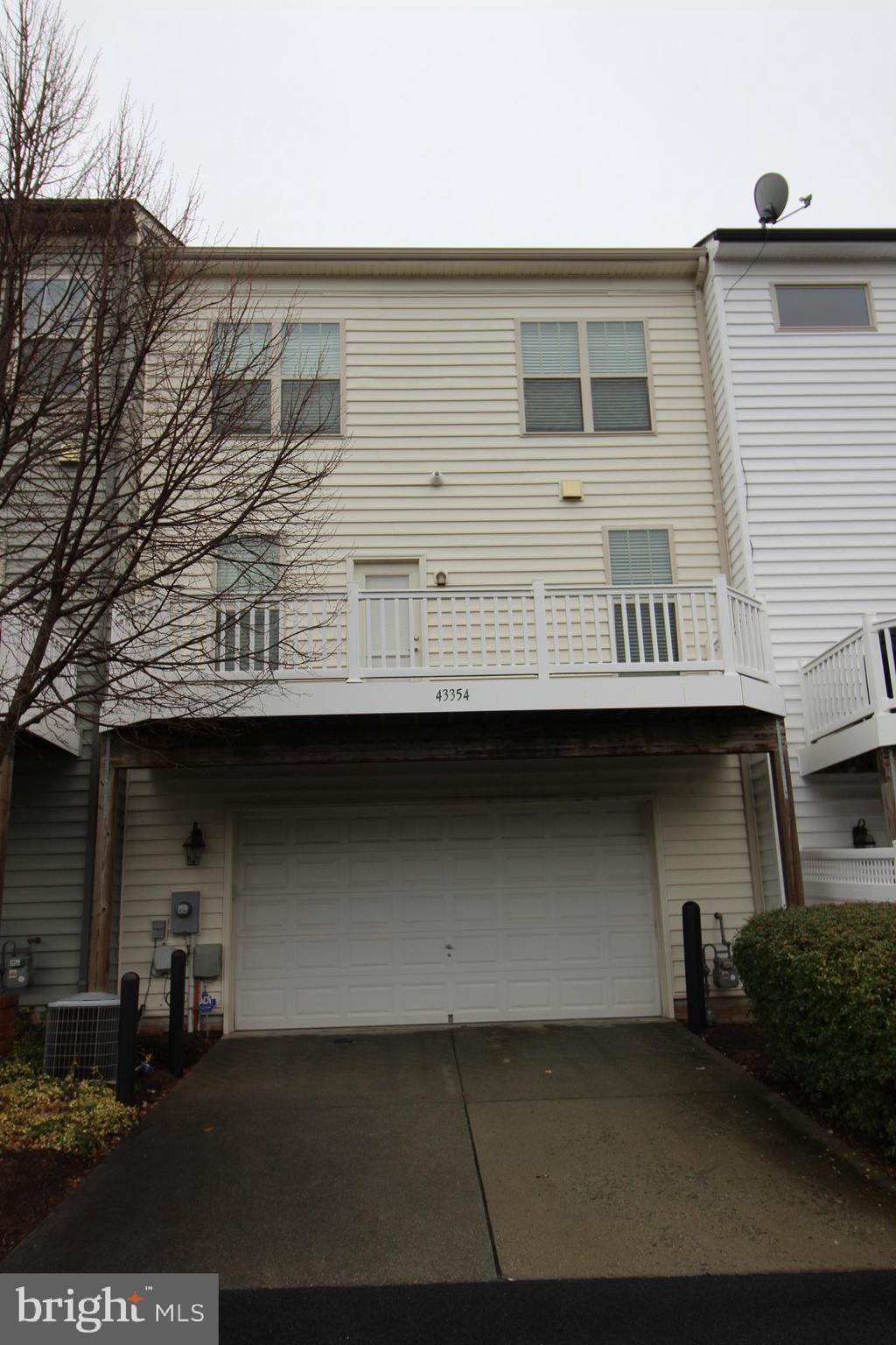 STATION VIEW - Residential Lease