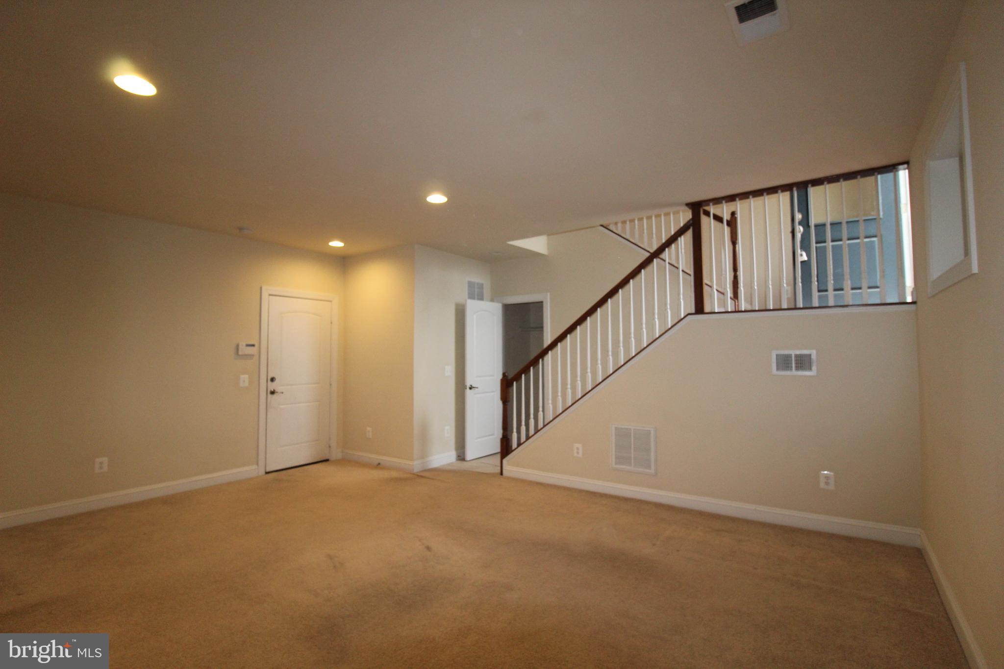 STATION VIEW - Residential Lease