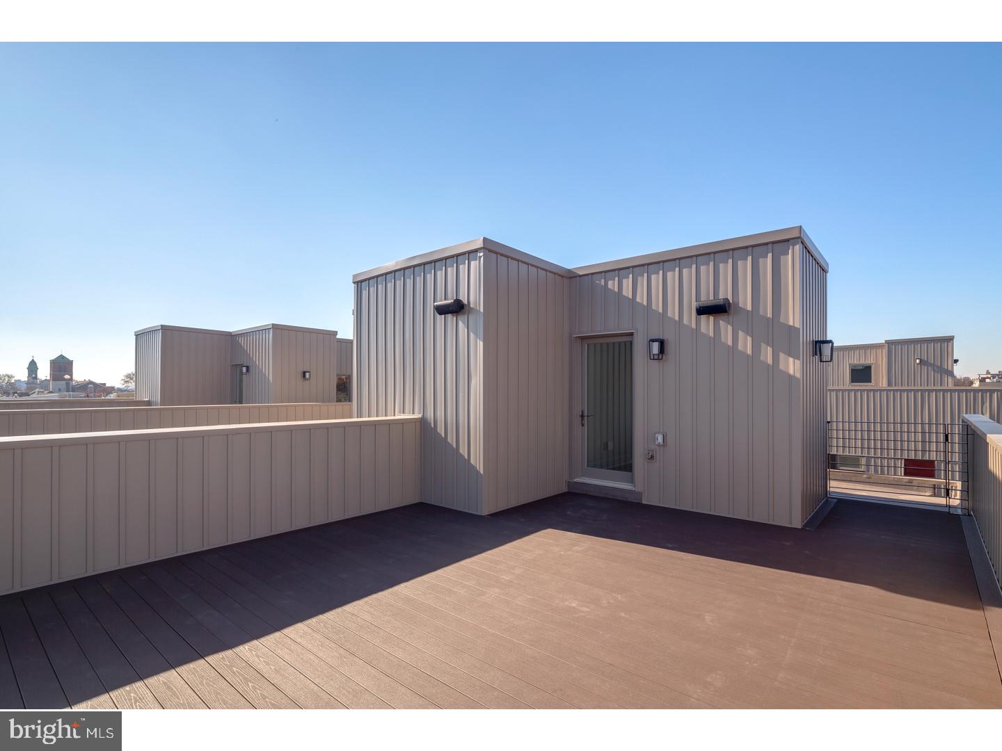 BELLA VISTA - Residential