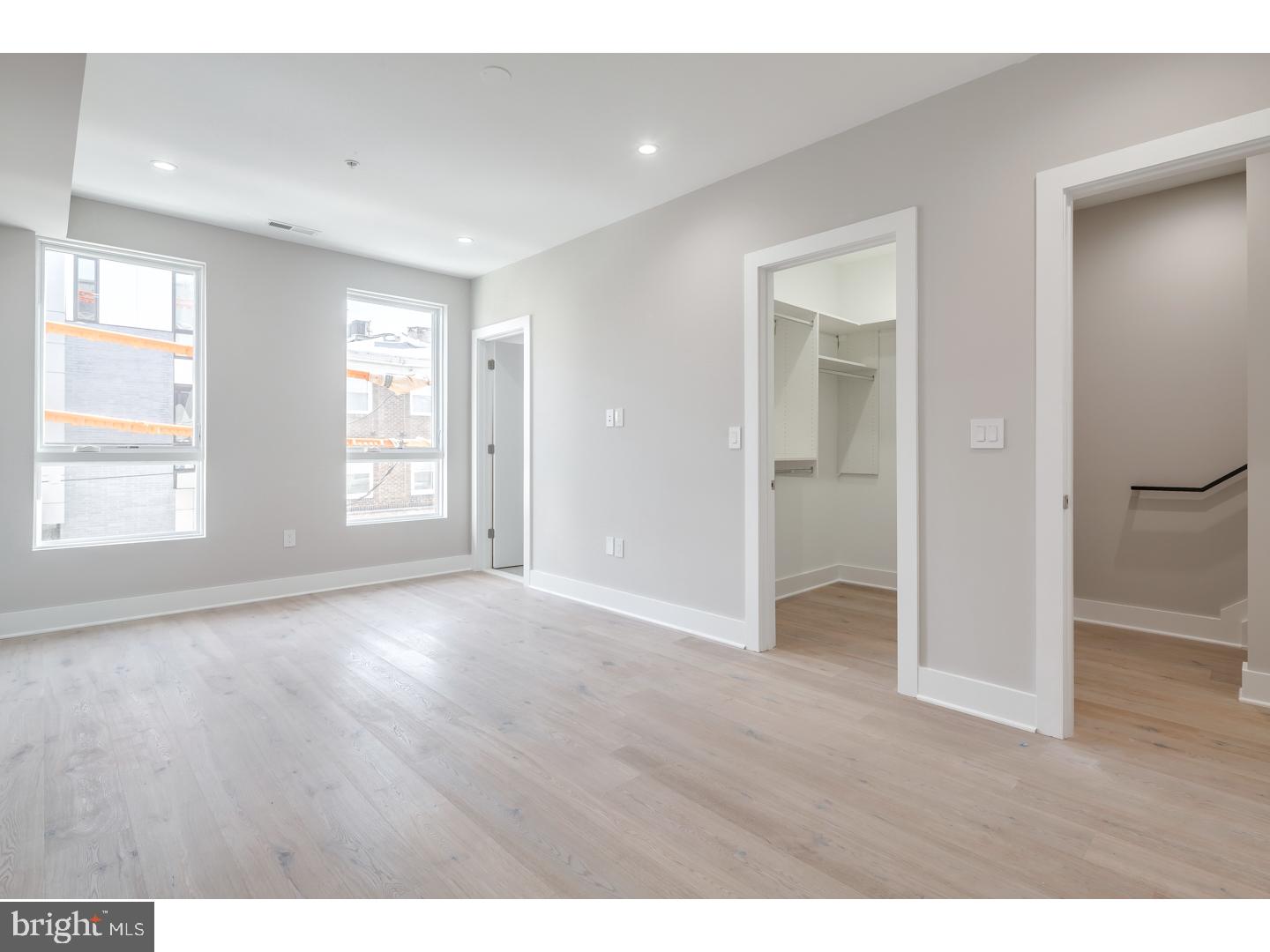 BELLA VISTA - Residential