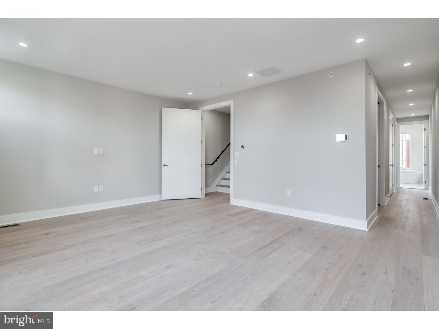 BELLA VISTA - Residential