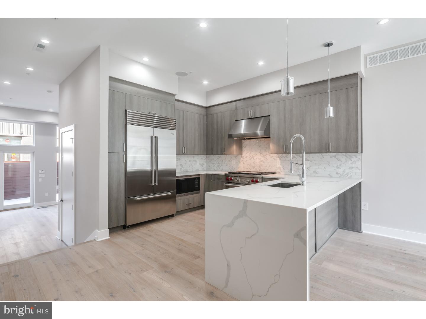 BELLA VISTA - Residential