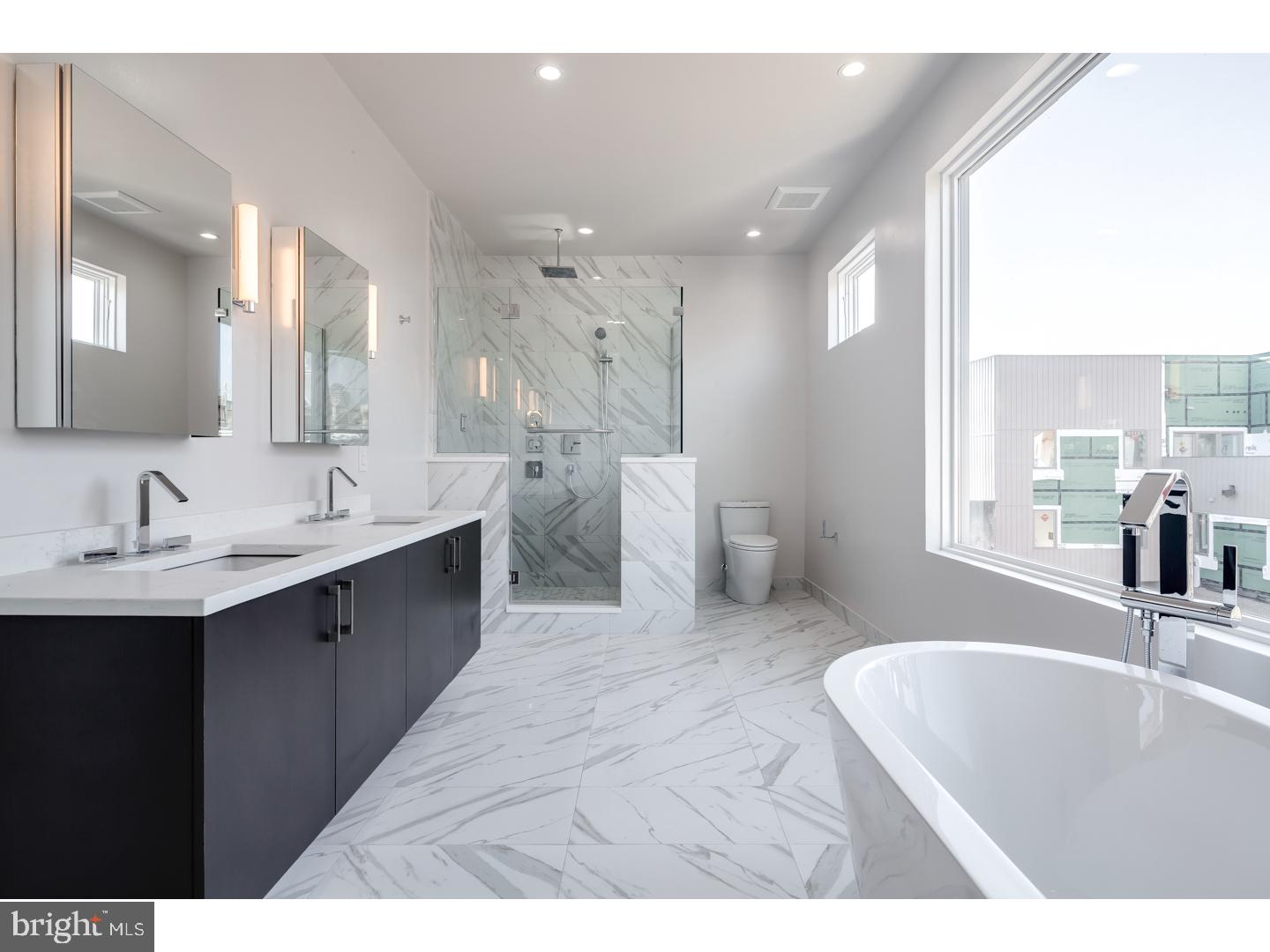 BELLA VISTA - Residential