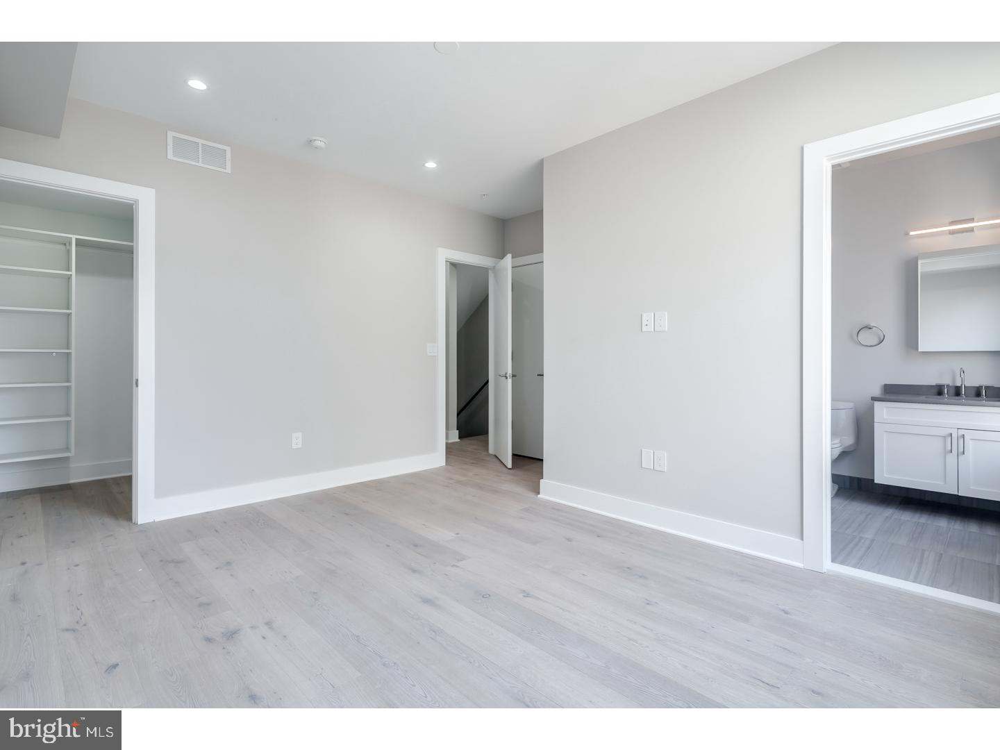 BELLA VISTA - Residential