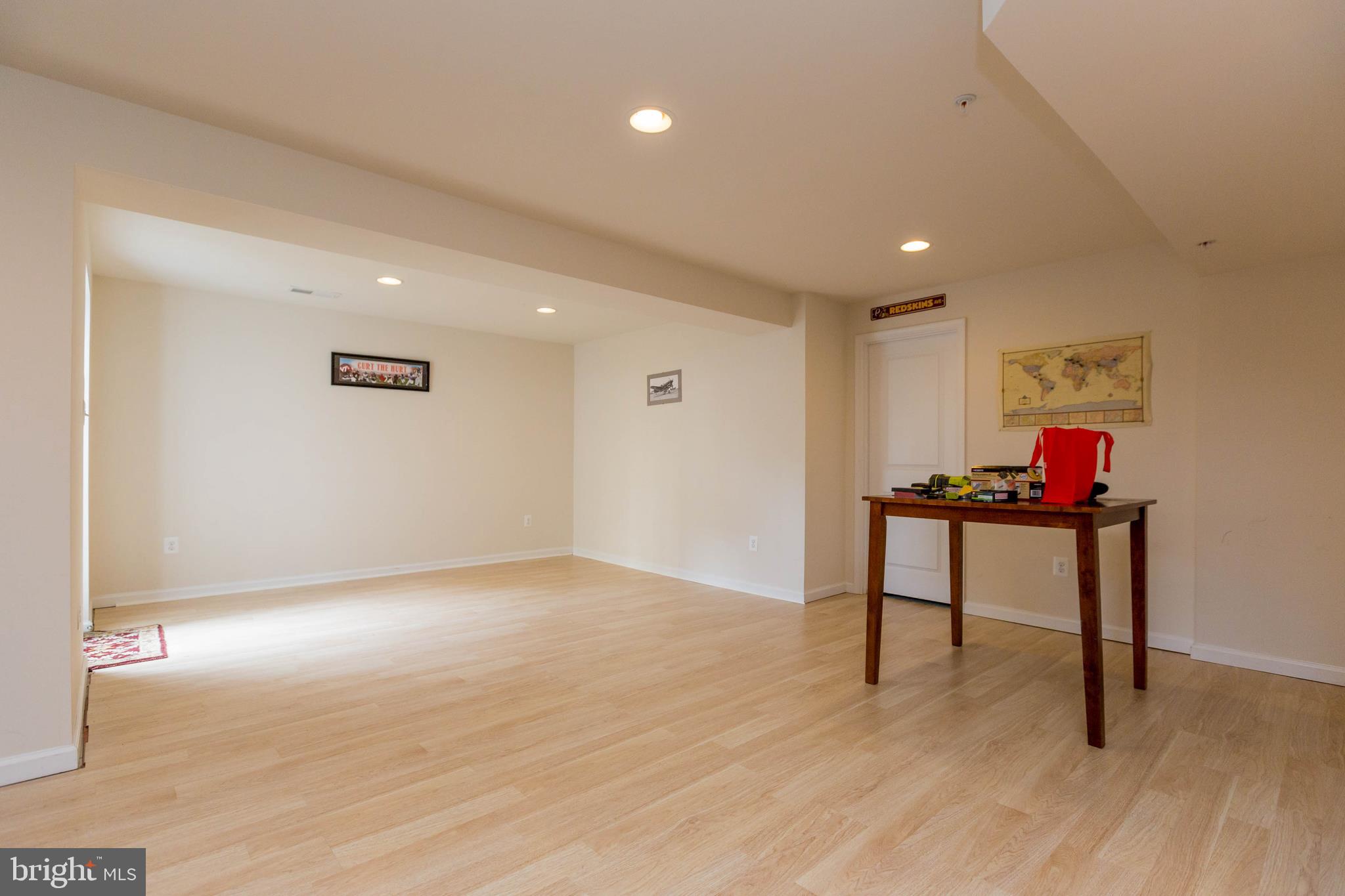 LINDEN GROVE - Residential